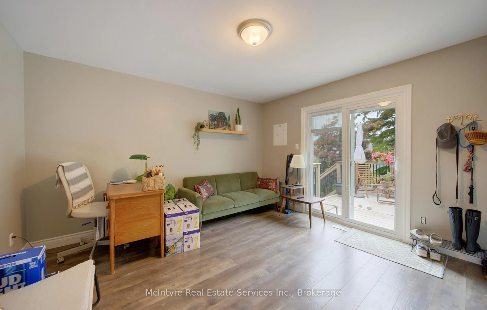 Photo 20 of 127 Strathcona Crescent, Kitchener, Heritage Park - Kitchener — HOMEH