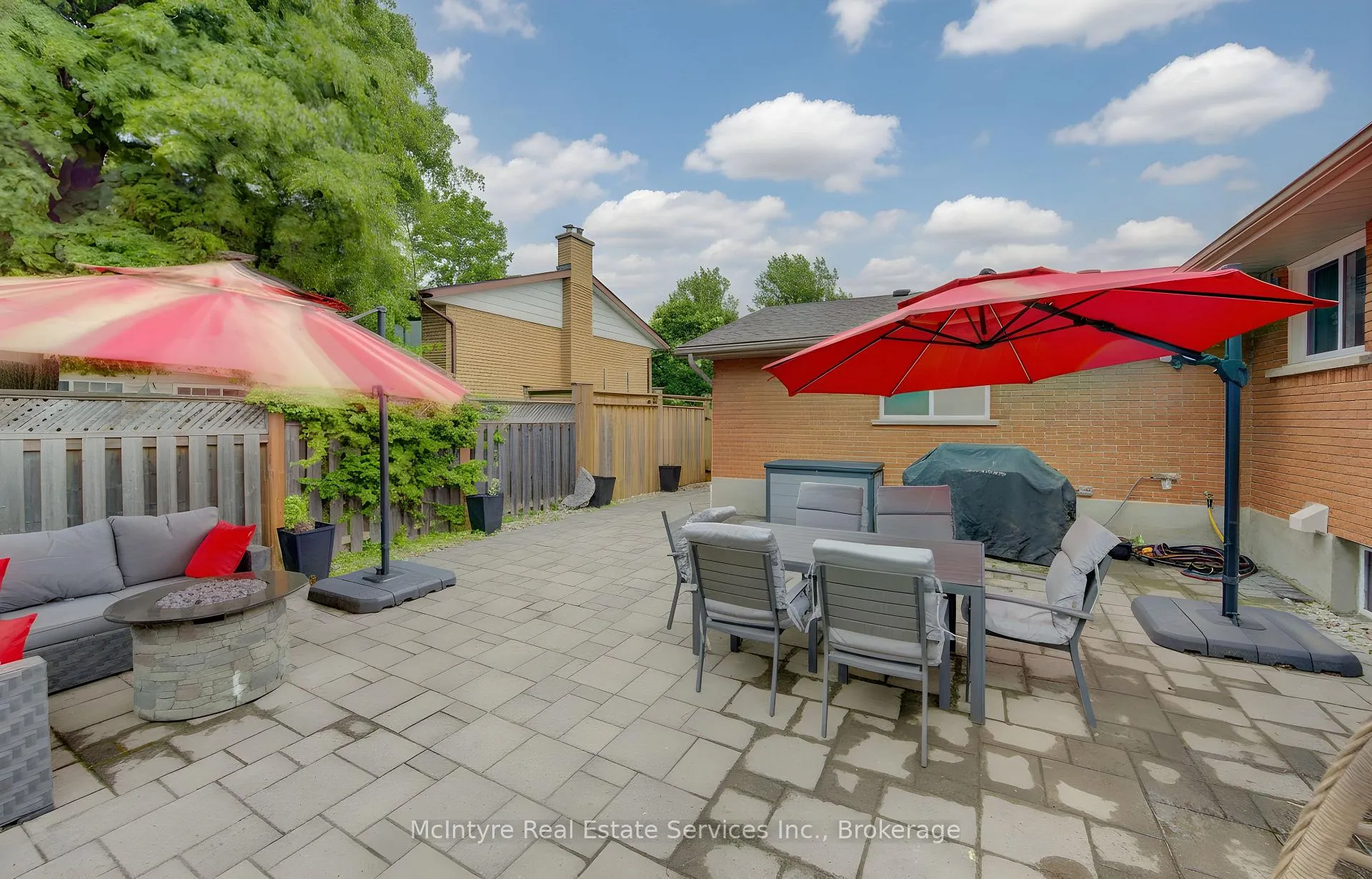 Photo 45 of 127 Strathcona Crescent, Kitchener, Heritage Park - Kitchener — HOMEH