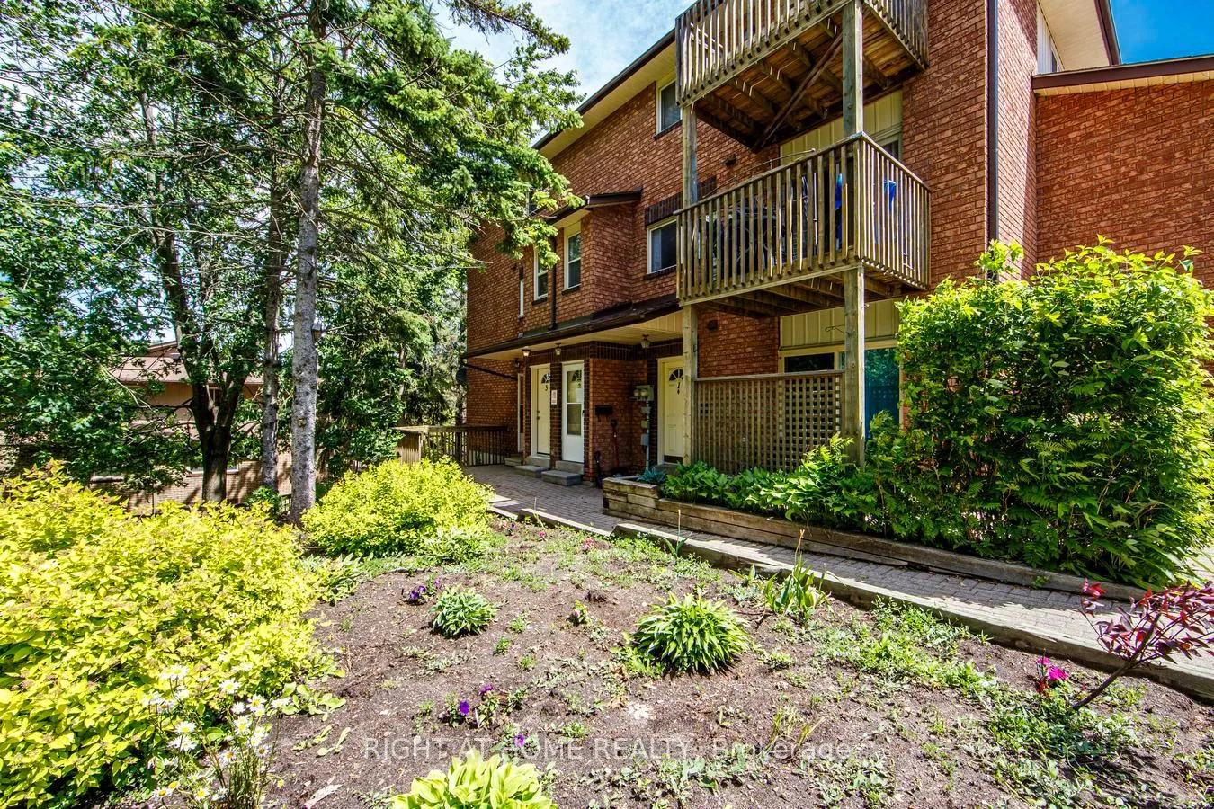 Photo 3 of Unit 3, 23 Meadow Lane, Barrie, Ardagh — HOMEH