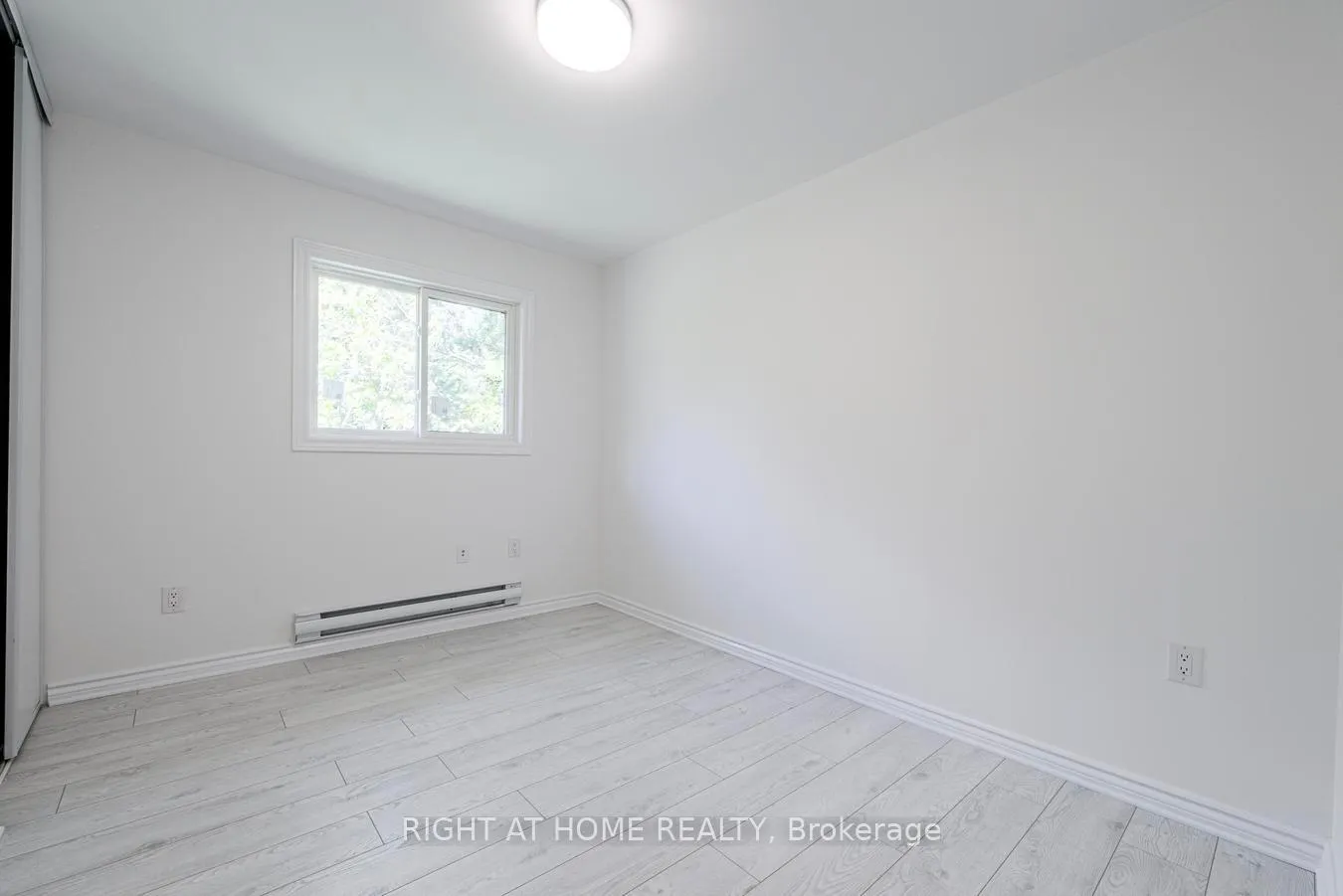 Photo 19 of Unit 3, 23 Meadow Lane, Barrie, Ardagh — HOMEH
