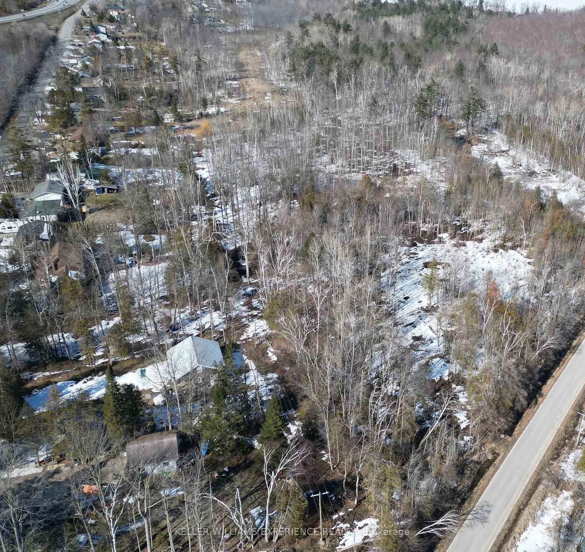 Photo 5 of 1382 Wilson Point Road, Orillia — HOMEH