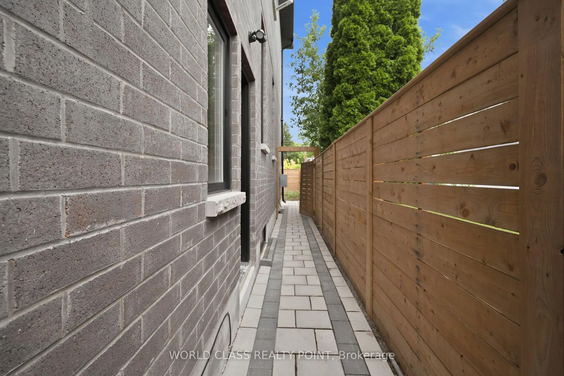 Photo 7 of 50 Dewey Drive, Scarborough, Wexford-Maryvale — HOMEH