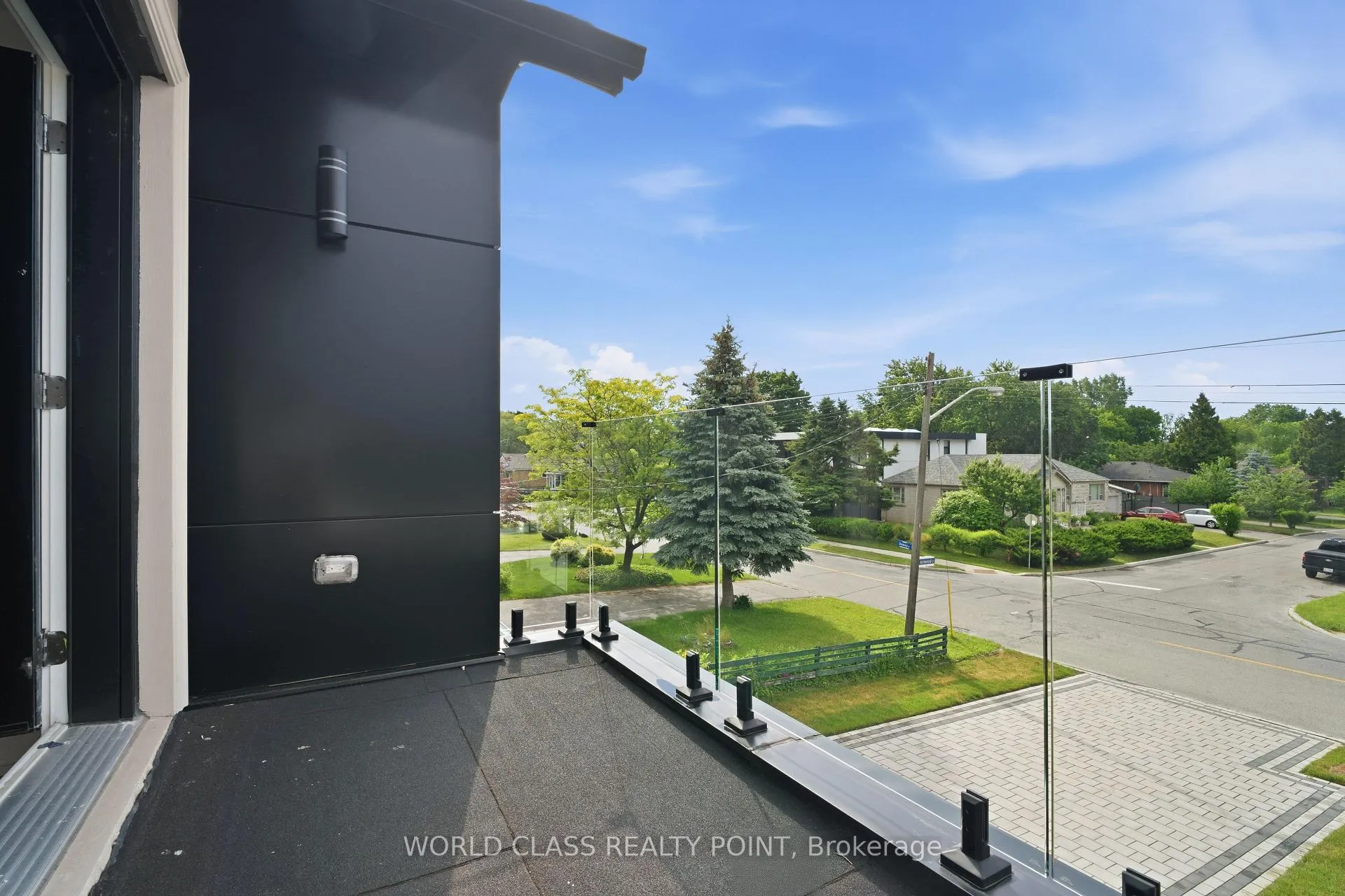 Photo 29 of 50 Dewey Drive, Scarborough, Wexford-Maryvale — HOMEH