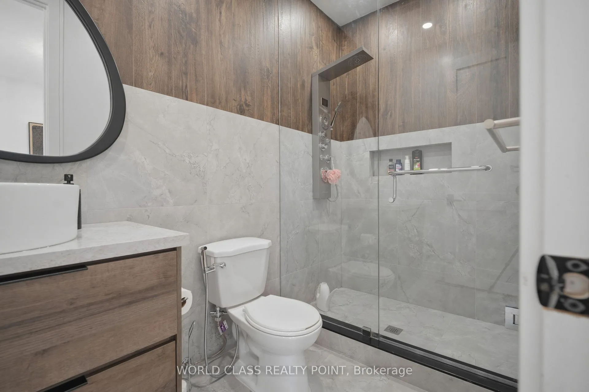 Photo 30 of 50 Dewey Drive, Scarborough, Wexford-Maryvale — HOMEH
