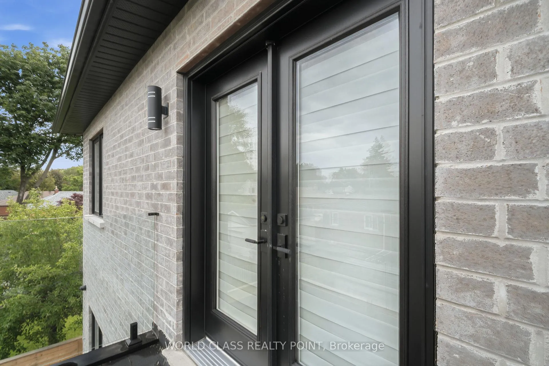 Photo 38 of 50 Dewey Drive, Scarborough, Wexford-Maryvale — HOMEH