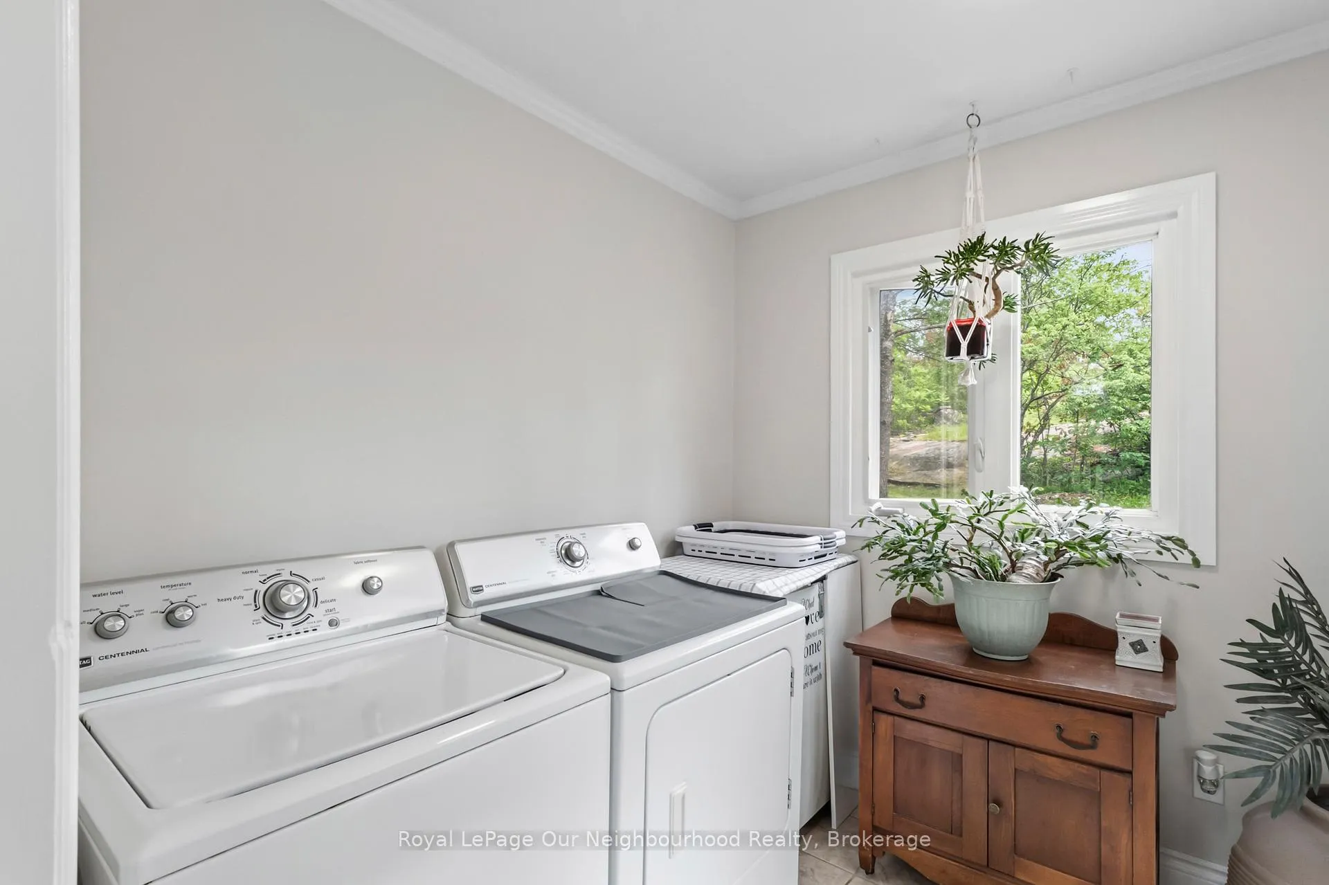Photo 11 of 3587 County Rd 6, Douro-Dummer — HOMEH