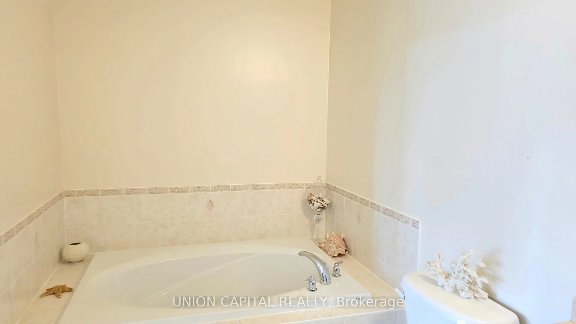 Photo 10 of 2 Solace Road, Markham, Greensborough — HOMEH