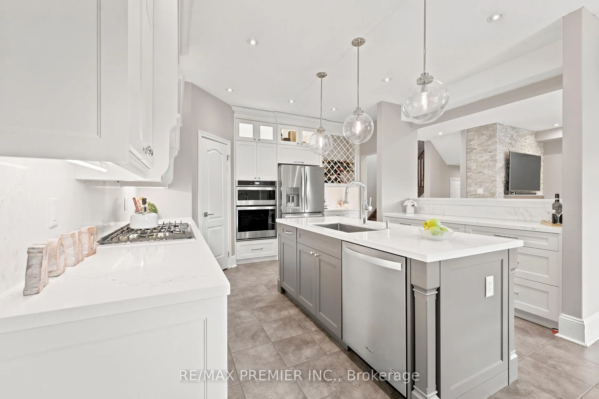 Photo 15 of 19 Burt Avenue, New Tecumseth, Alliston — HOMEH