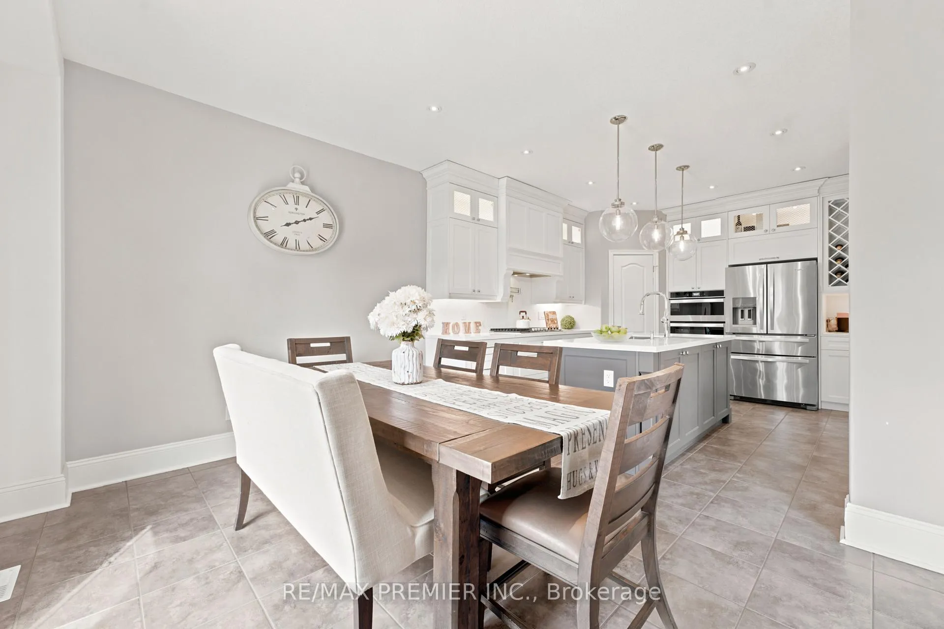 Photo 21 of 19 Burt Avenue, New Tecumseth, Alliston — HOMEH