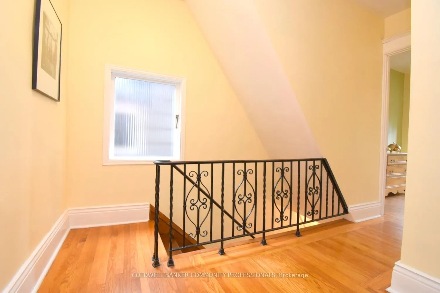 Photo 23 of 28 St Clair Avenue, Hamilton, Gibson — HOMEH