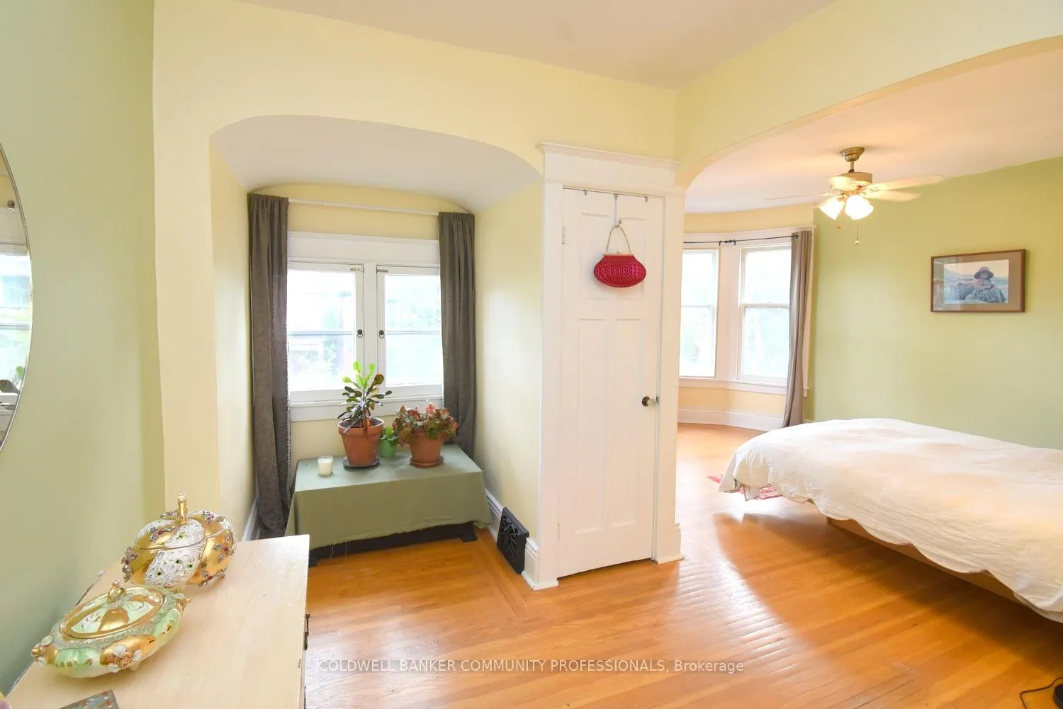 Photo 26 of 28 St Clair Avenue, Hamilton, Gibson — HOMEH