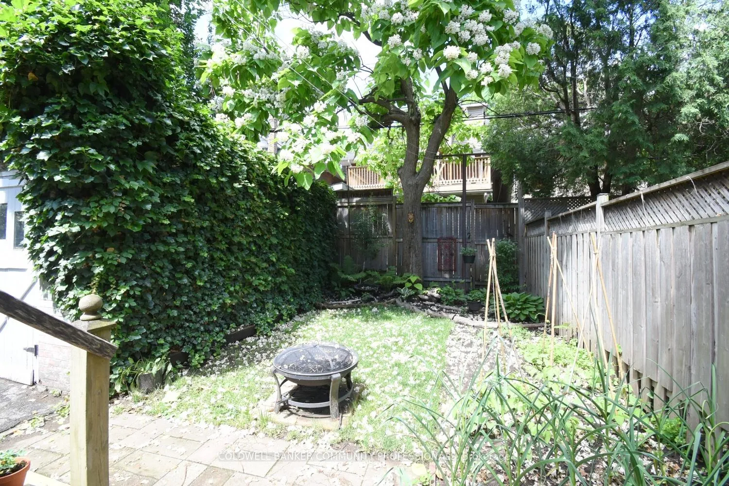 Photo 44 of 28 St Clair Avenue, Hamilton, Gibson — HOMEH