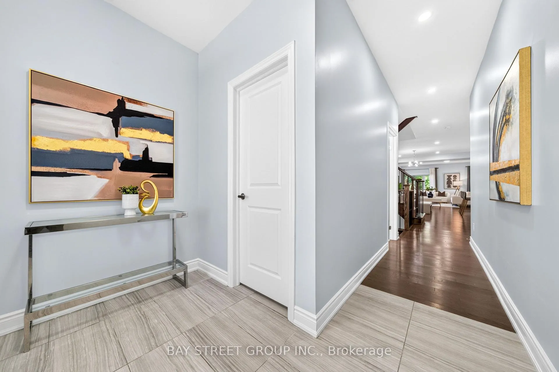 Photo 5 of 122 Lichfield Road, Markham, Unionville — HOMEH