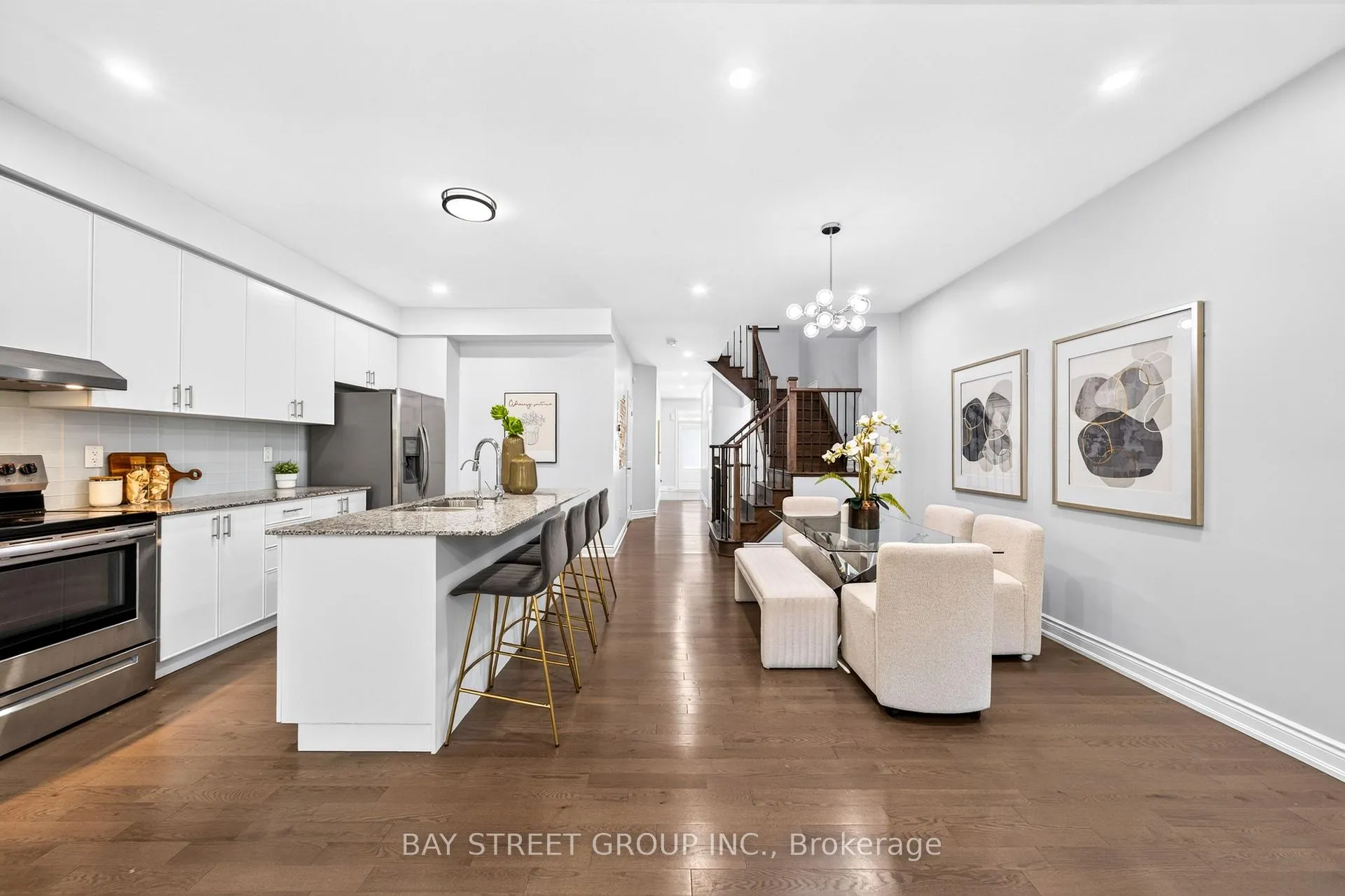 Photo 11 of 122 Lichfield Road, Markham, Unionville — HOMEH