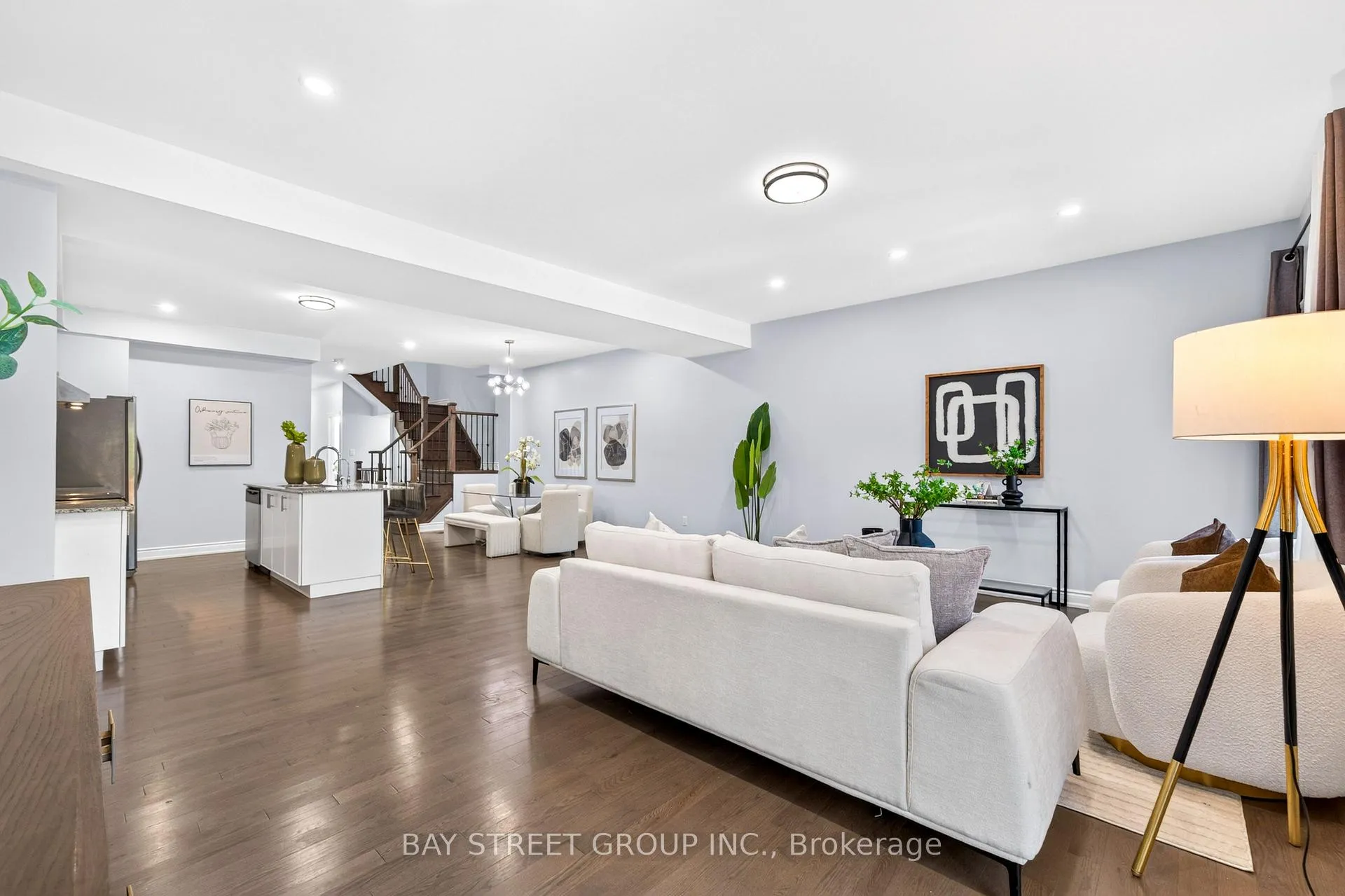Photo 16 of 122 Lichfield Road, Markham, Unionville — HOMEH