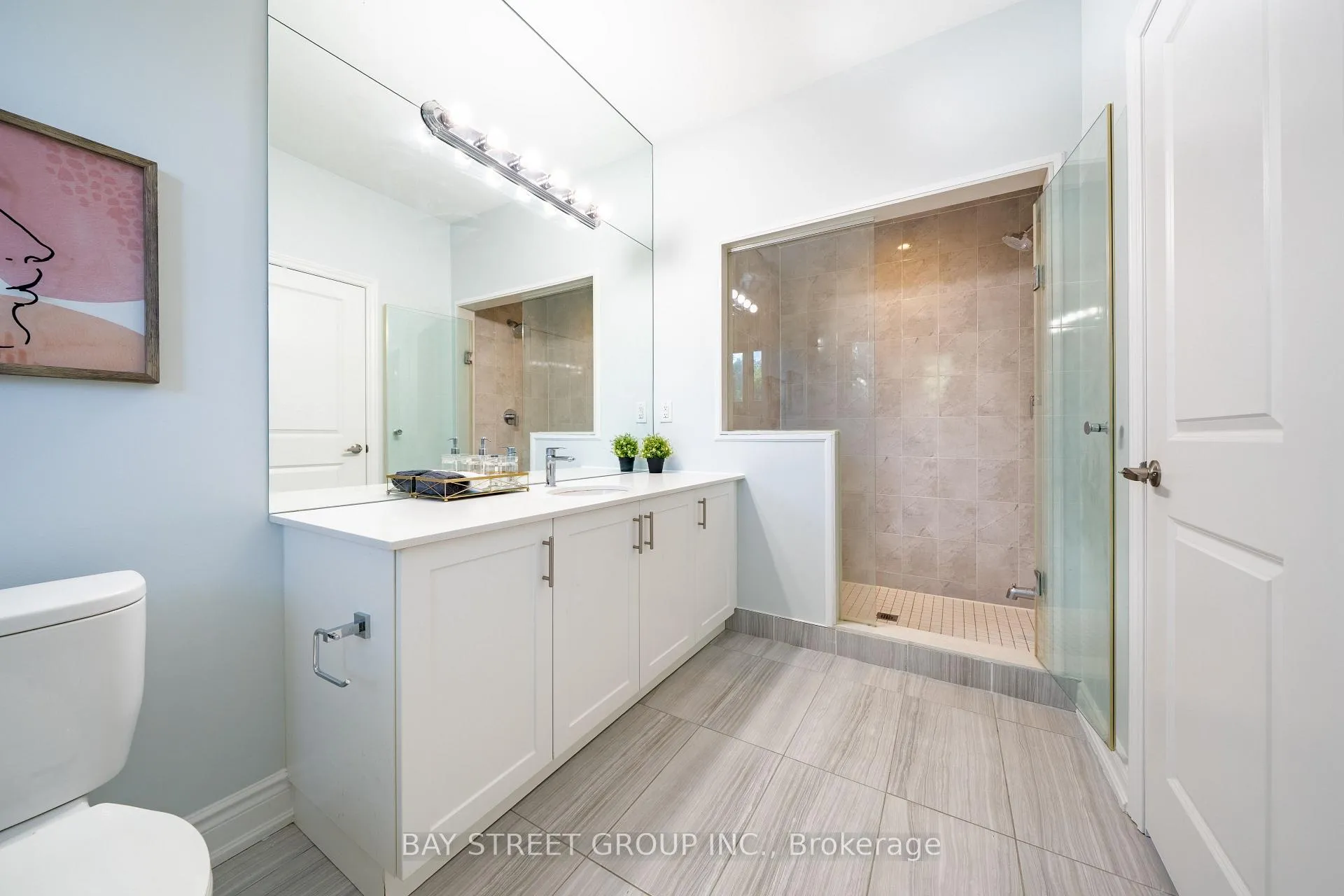 Photo 24 of 122 Lichfield Road, Markham, Unionville — HOMEH