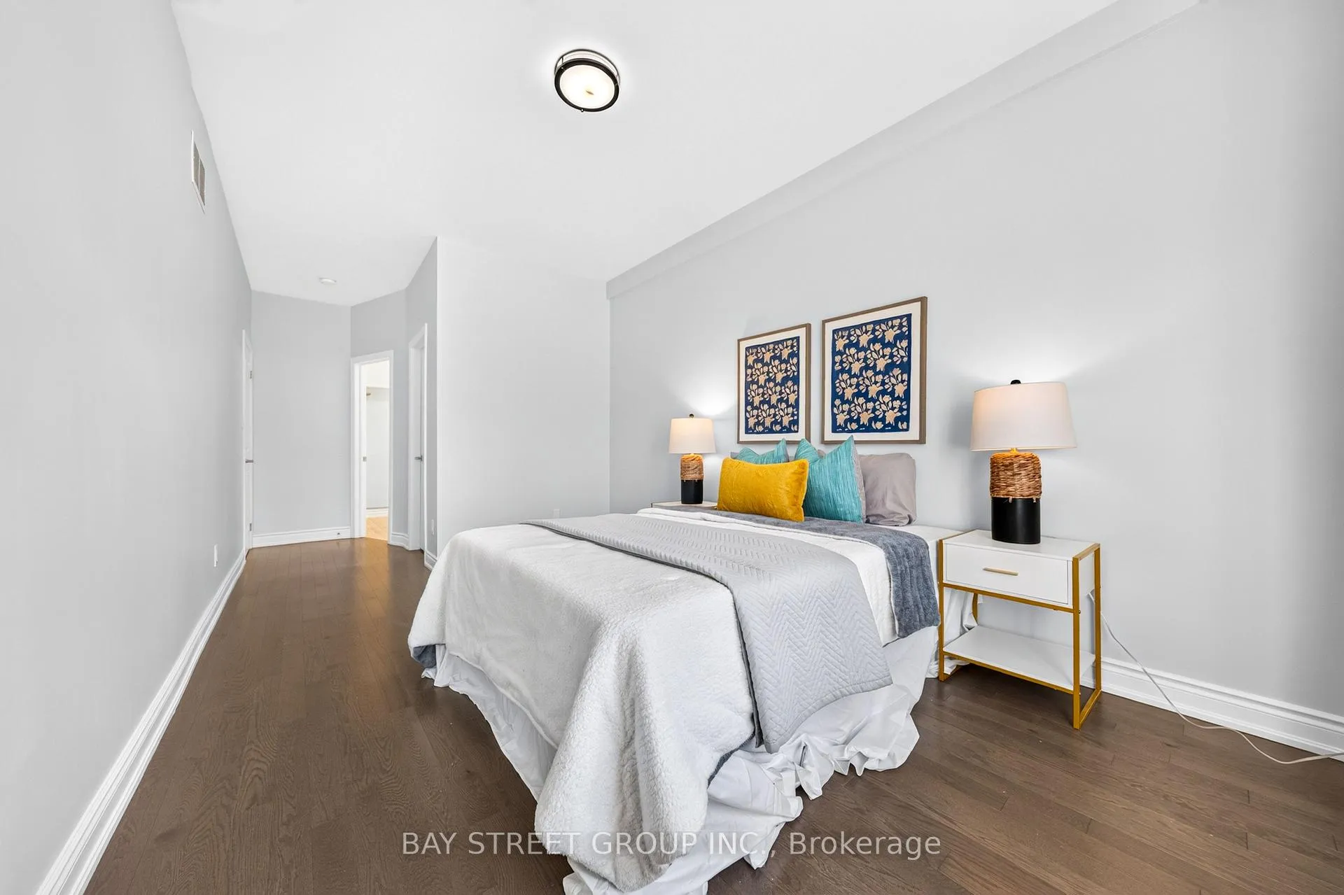 Photo 31 of 122 Lichfield Road, Markham, Unionville — HOMEH