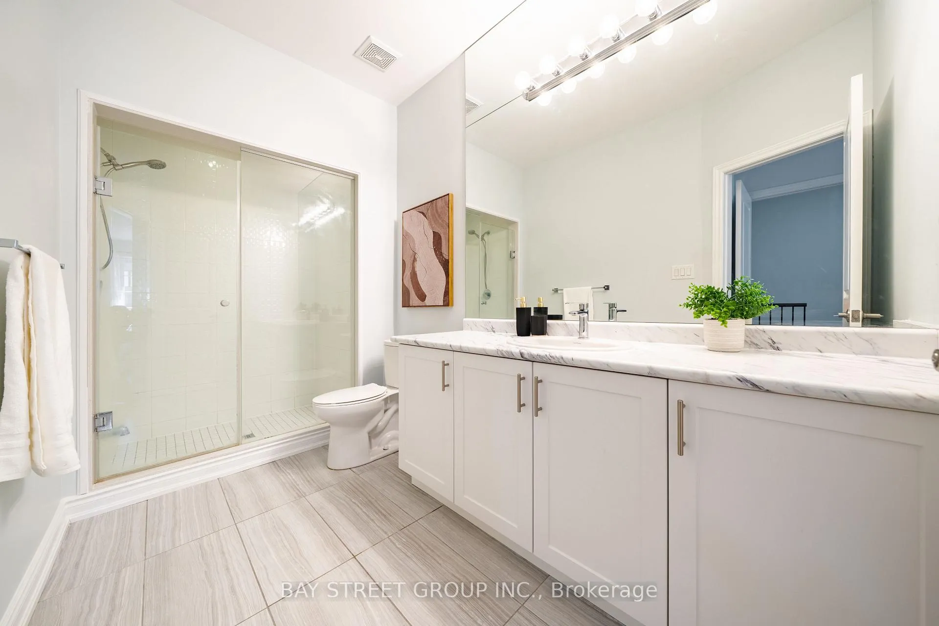 Photo 33 of 122 Lichfield Road, Markham, Unionville — HOMEH