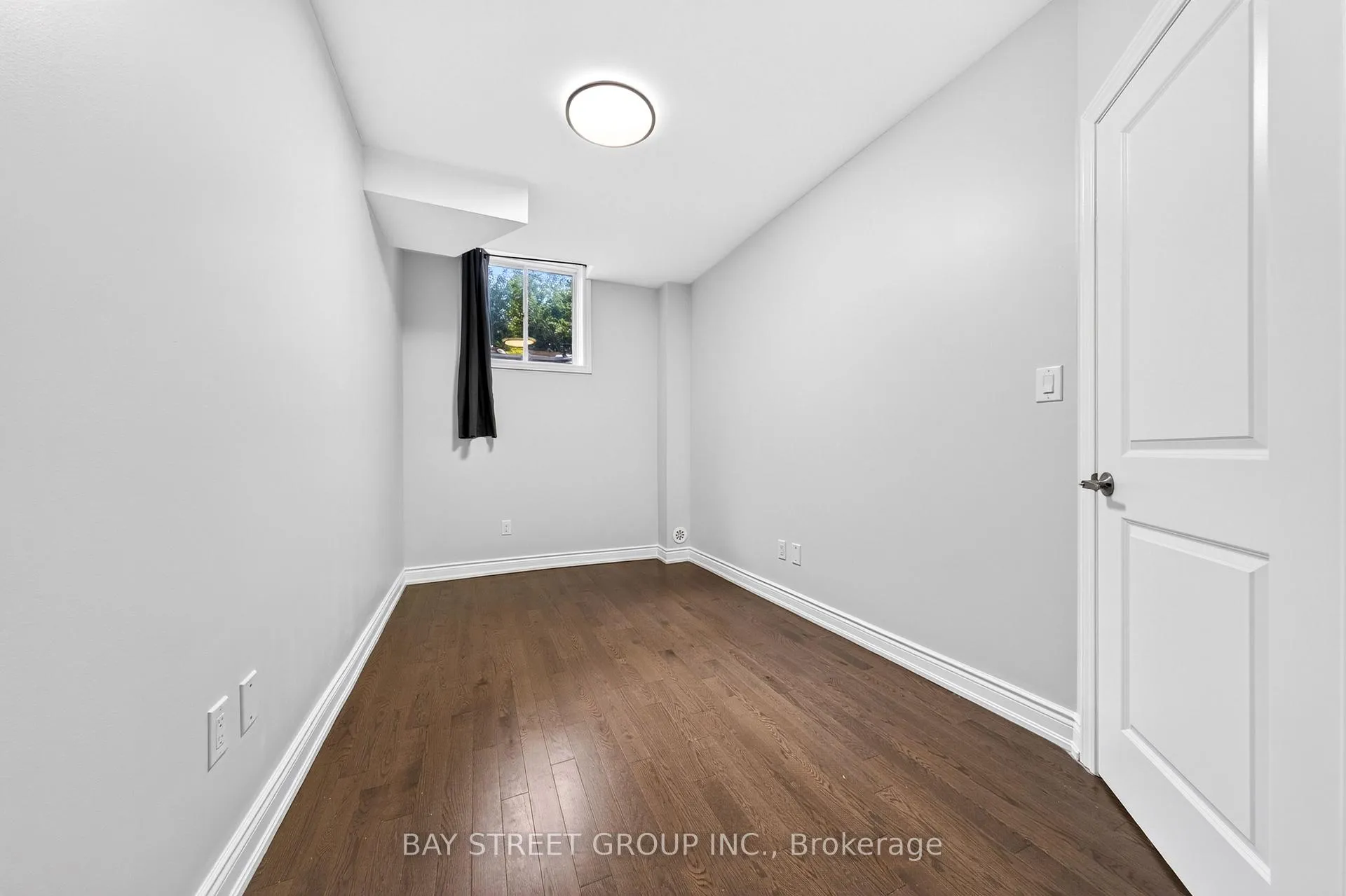 Photo 37 of 122 Lichfield Road, Markham, Unionville — HOMEH