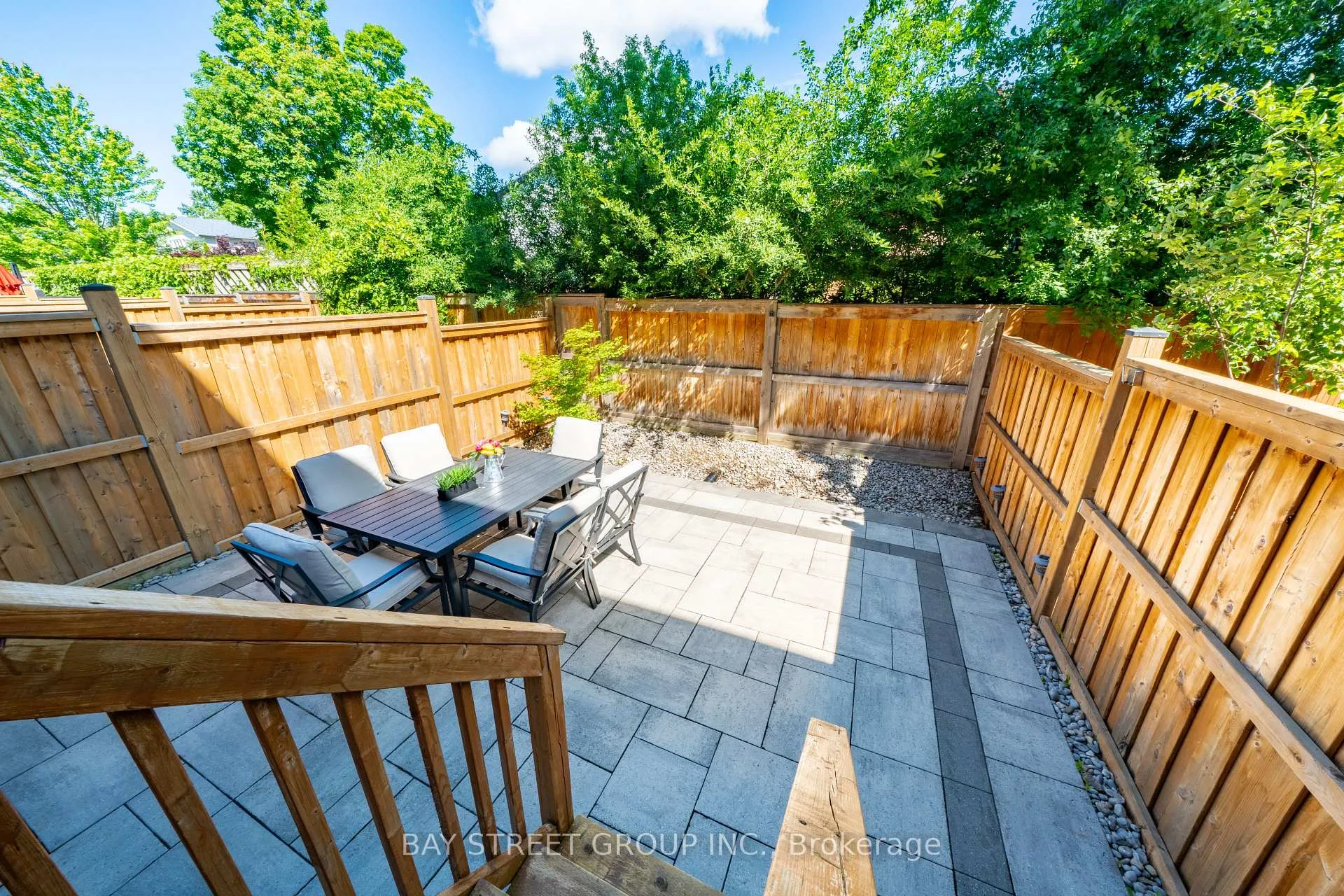Photo 46 of 122 Lichfield Road, Markham, Unionville — HOMEH