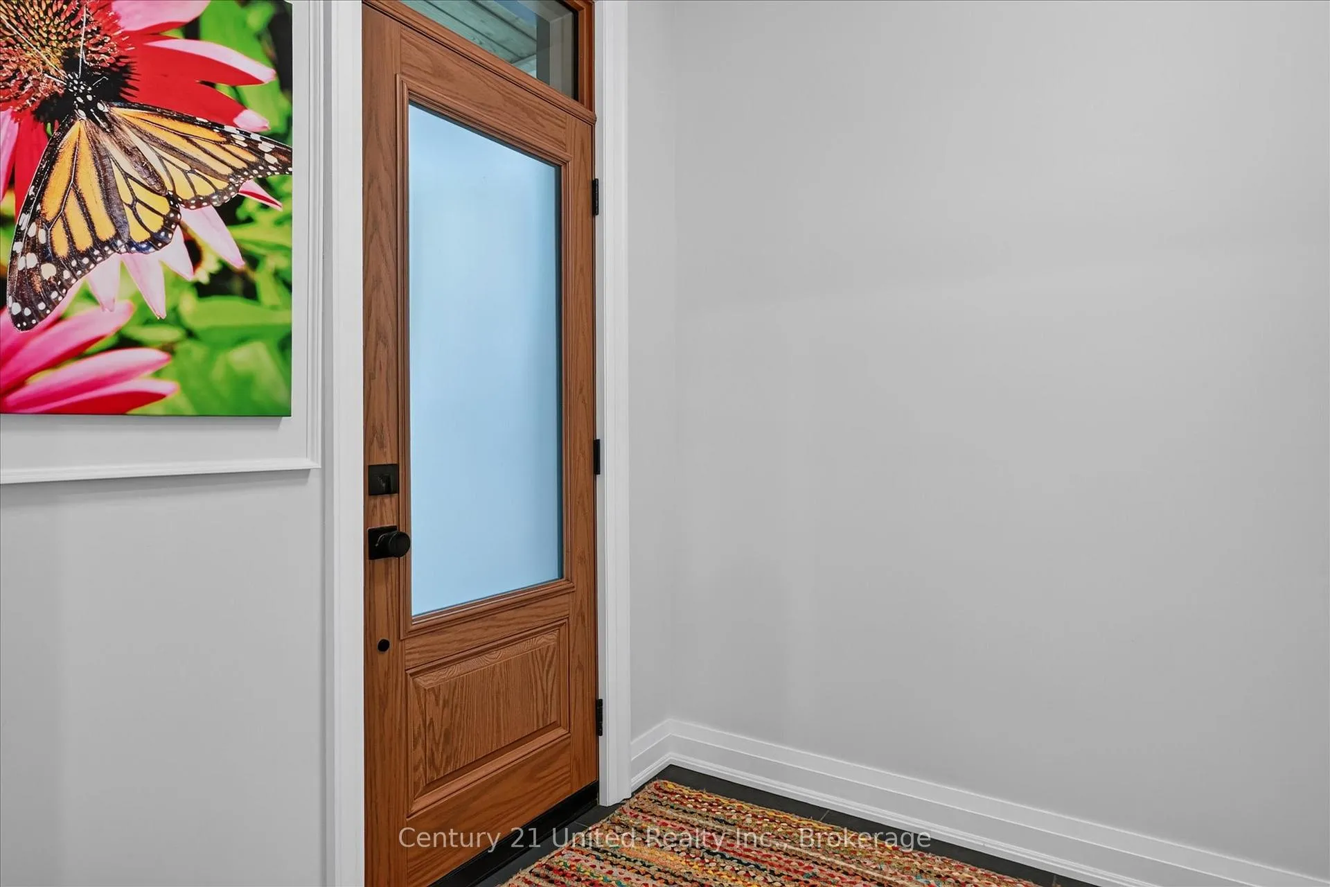 Photo 2 of 217 Euclid Avenue, Peterborough, Ashburnham Ward 4 — HOMEH