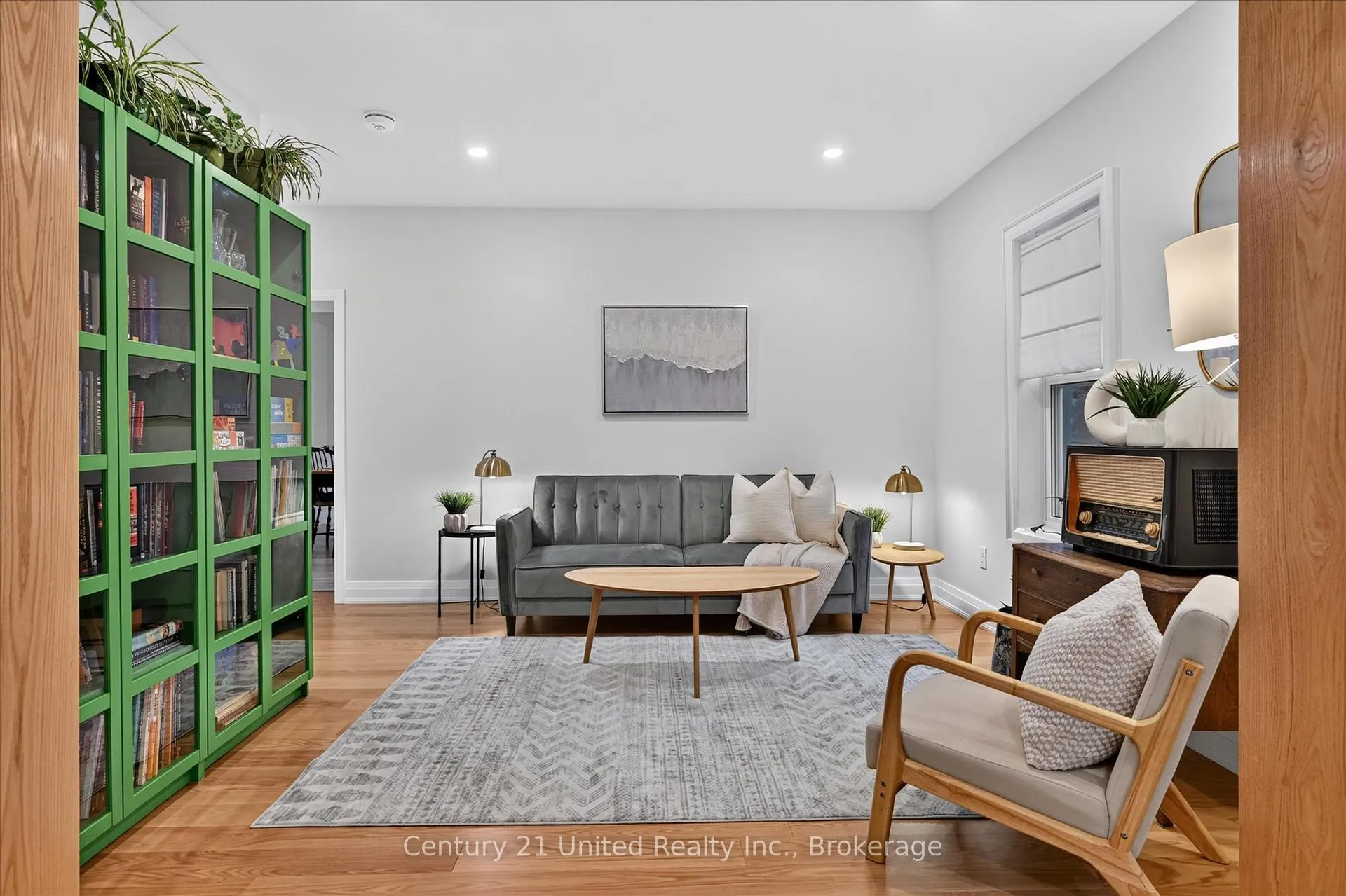 Photo 7 of 217 Euclid Avenue, Peterborough, Ashburnham Ward 4 — HOMEH