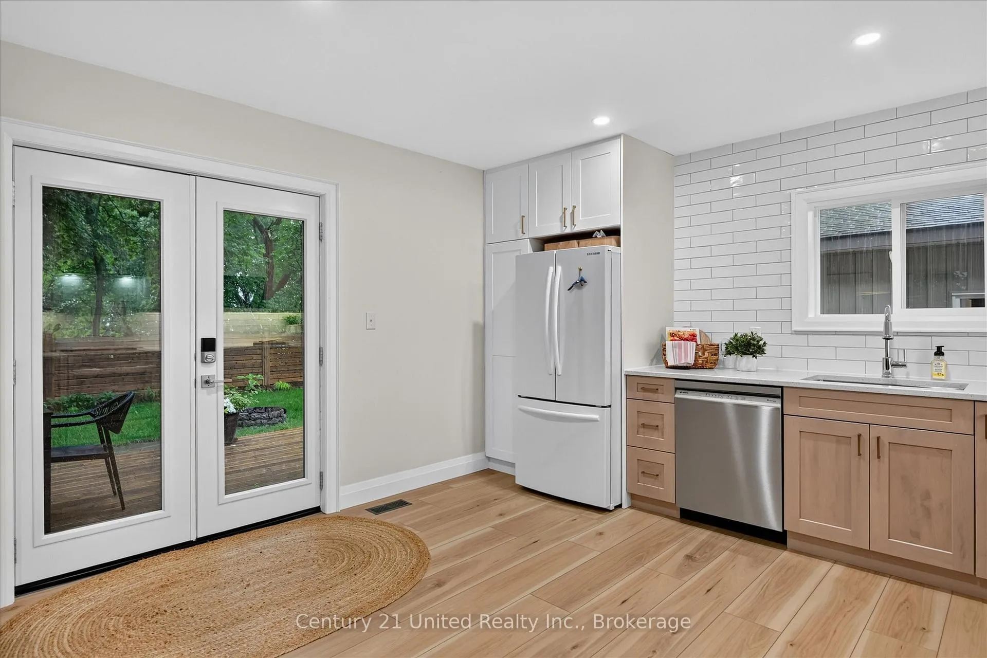 Photo 11 of 217 Euclid Avenue, Peterborough, Ashburnham Ward 4 — HOMEH