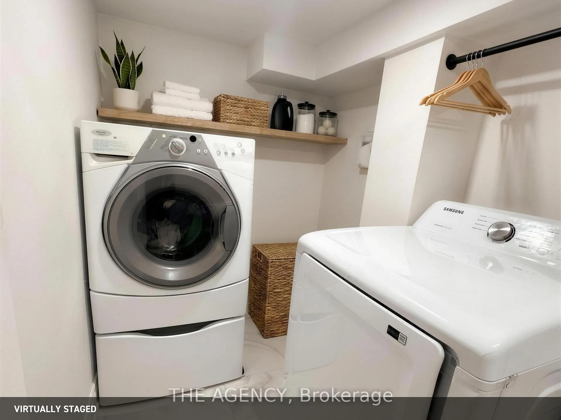 Photo 9 of Unit Bsmt, 16 Wilsongary Circle, Ajax, Northeast Ajax — HOMEH