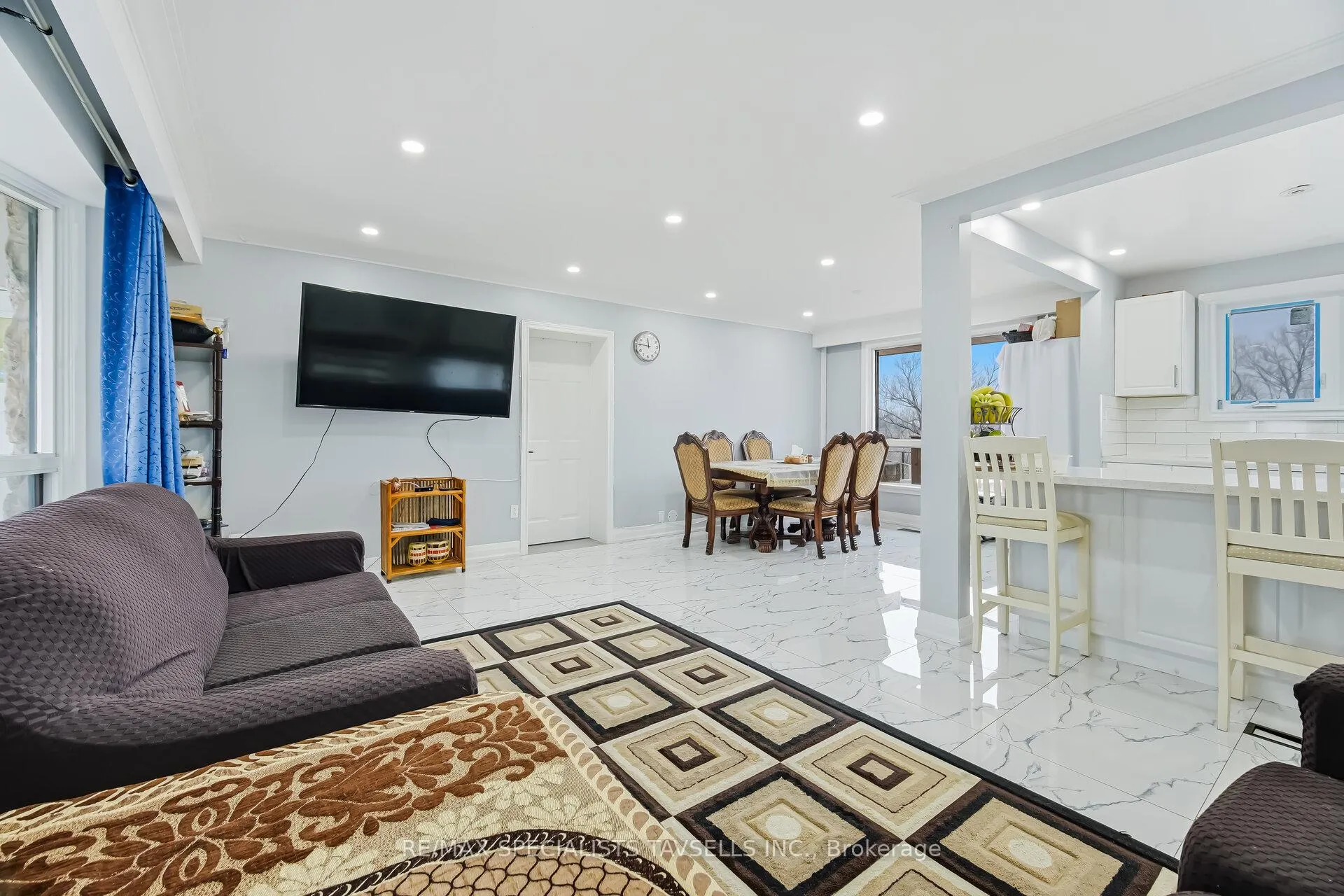 Photo 21 of 11075 Clarkway Drive, Brampton, Highway 427 — HOMEH