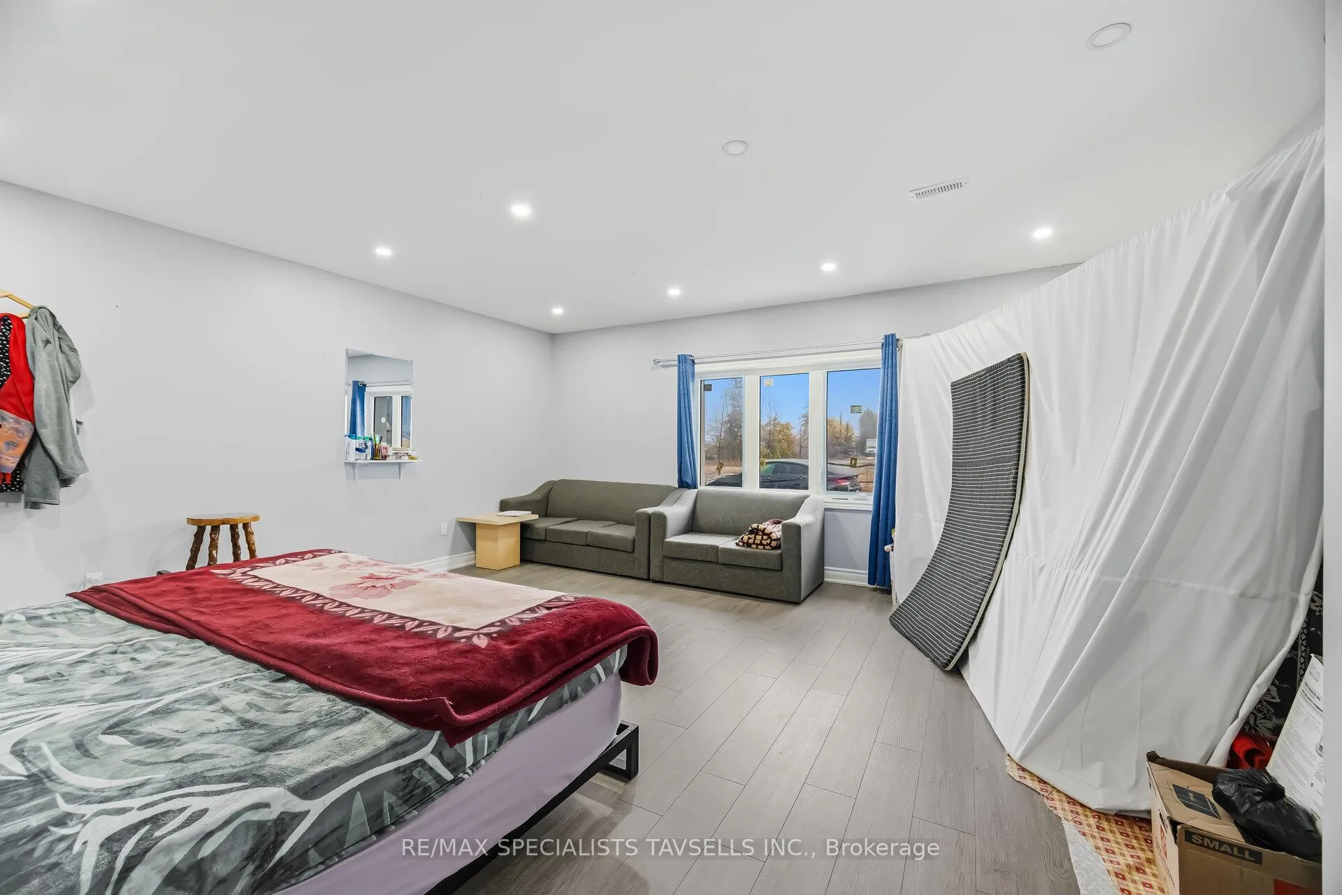 Photo 22 of 11075 Clarkway Drive, Brampton, Highway 427 — HOMEH