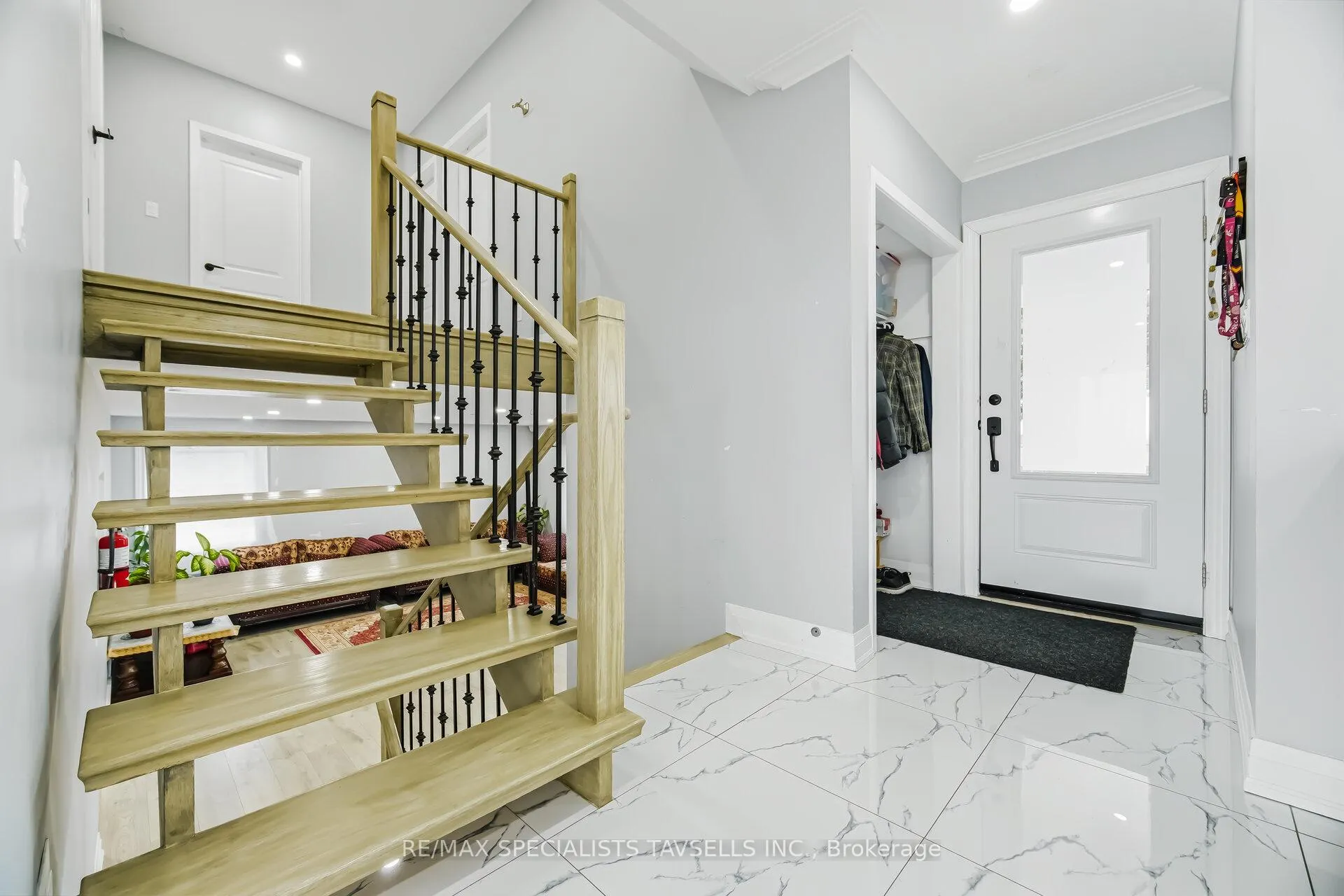 Photo 25 of 11075 Clarkway Drive, Brampton, Highway 427 — HOMEH