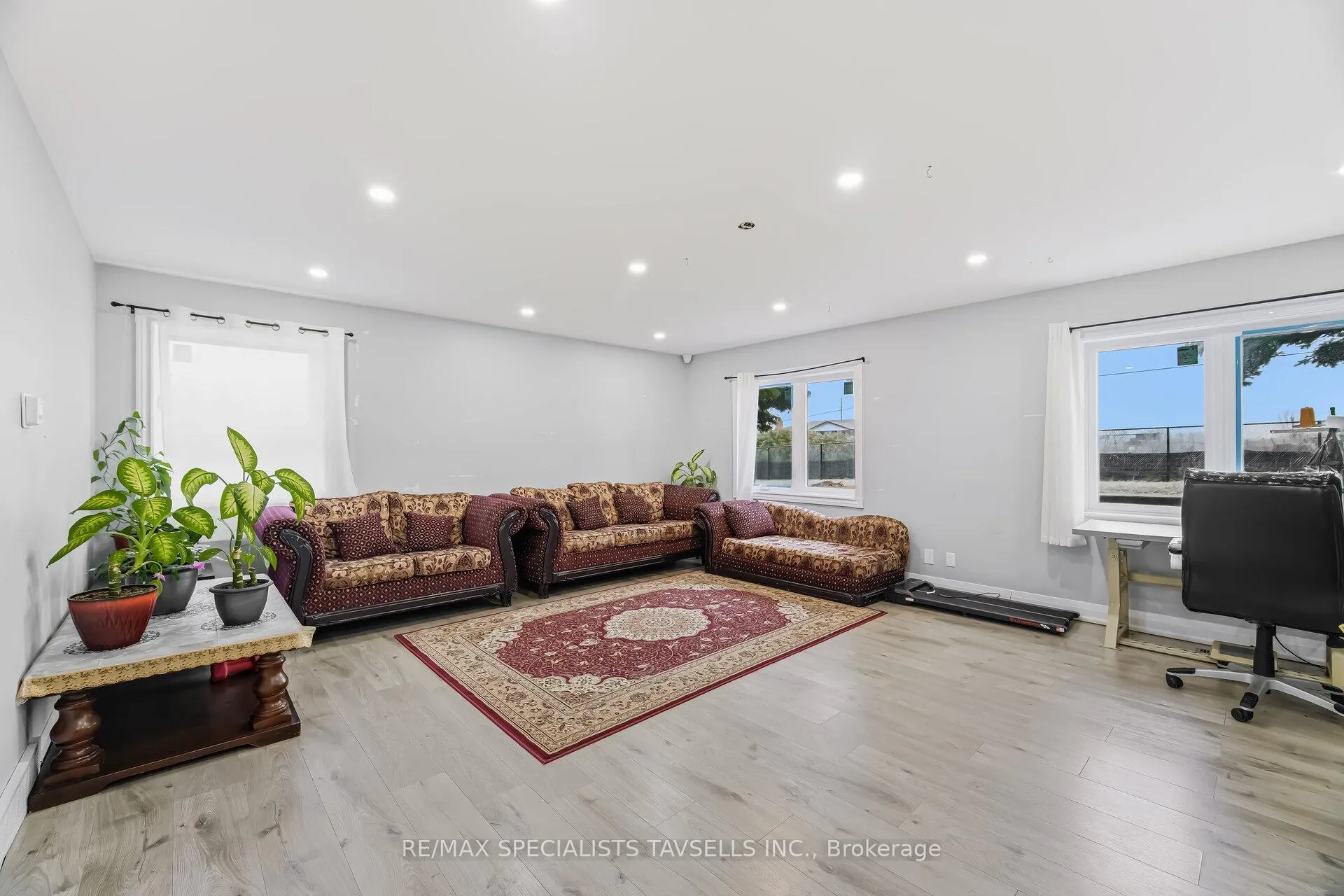 Photo 26 of 11075 Clarkway Drive, Brampton, Highway 427 — HOMEH