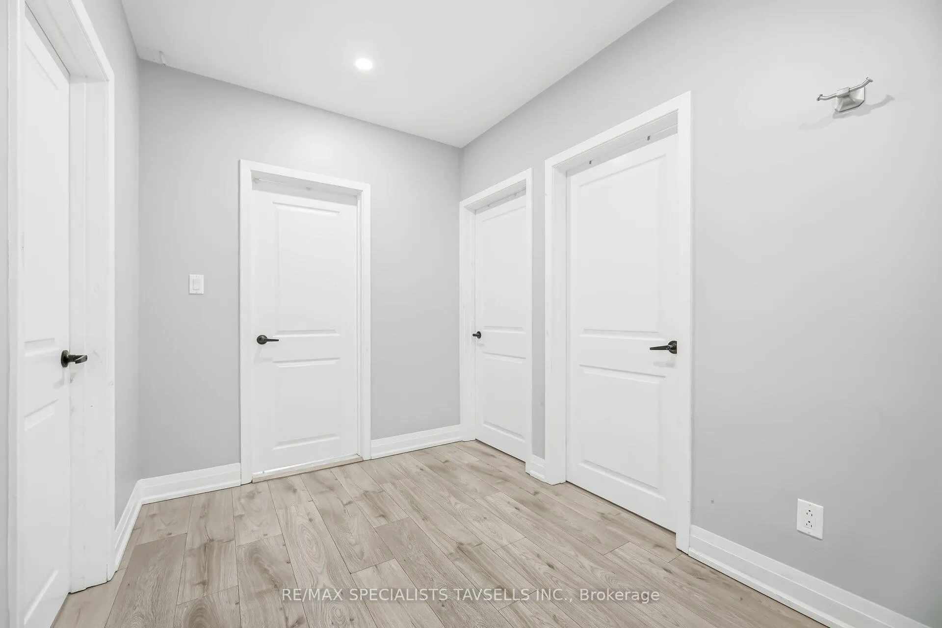Photo 31 of 11075 Clarkway Drive, Brampton, Highway 427 — HOMEH