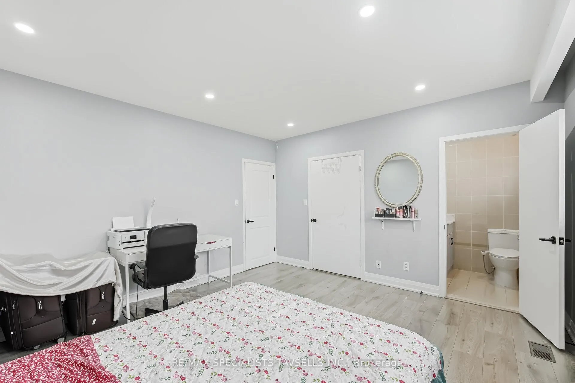 Photo 33 of 11075 Clarkway Drive, Brampton, Highway 427 — HOMEH