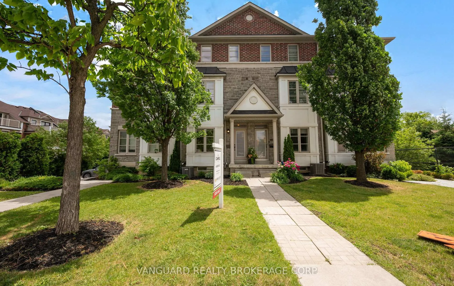 Photo 1 of Unit 3, 8441 Islington Avenue, Vaughan, Islington Woods — HOMEH