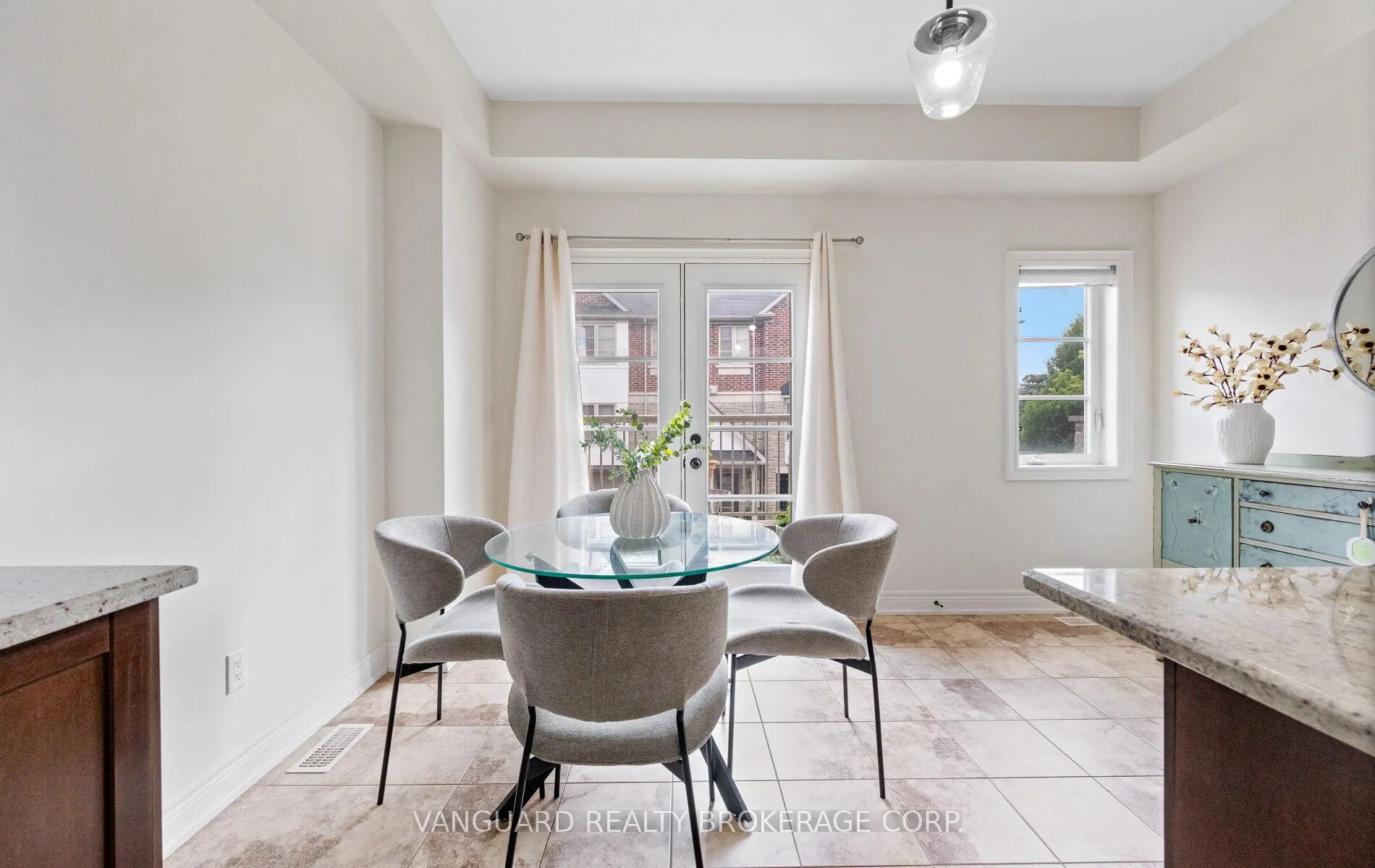 Photo 16 of Unit 3, 8441 Islington Avenue, Vaughan, Islington Woods — HOMEH