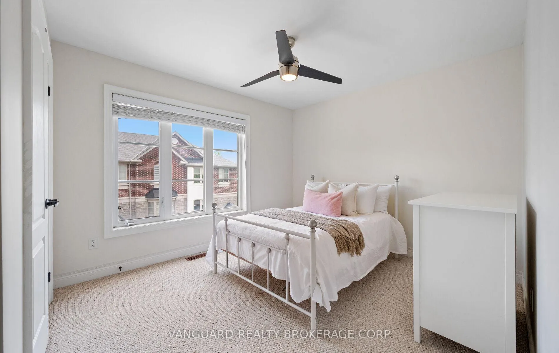 Photo 28 of Unit 3, 8441 Islington Avenue, Vaughan, Islington Woods — HOMEH