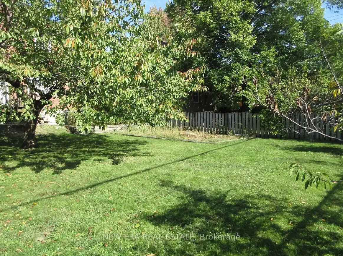 Photo 34 of 27 Dell Park Avenue, Toronto, Englemount-Lawrence — HOMEH