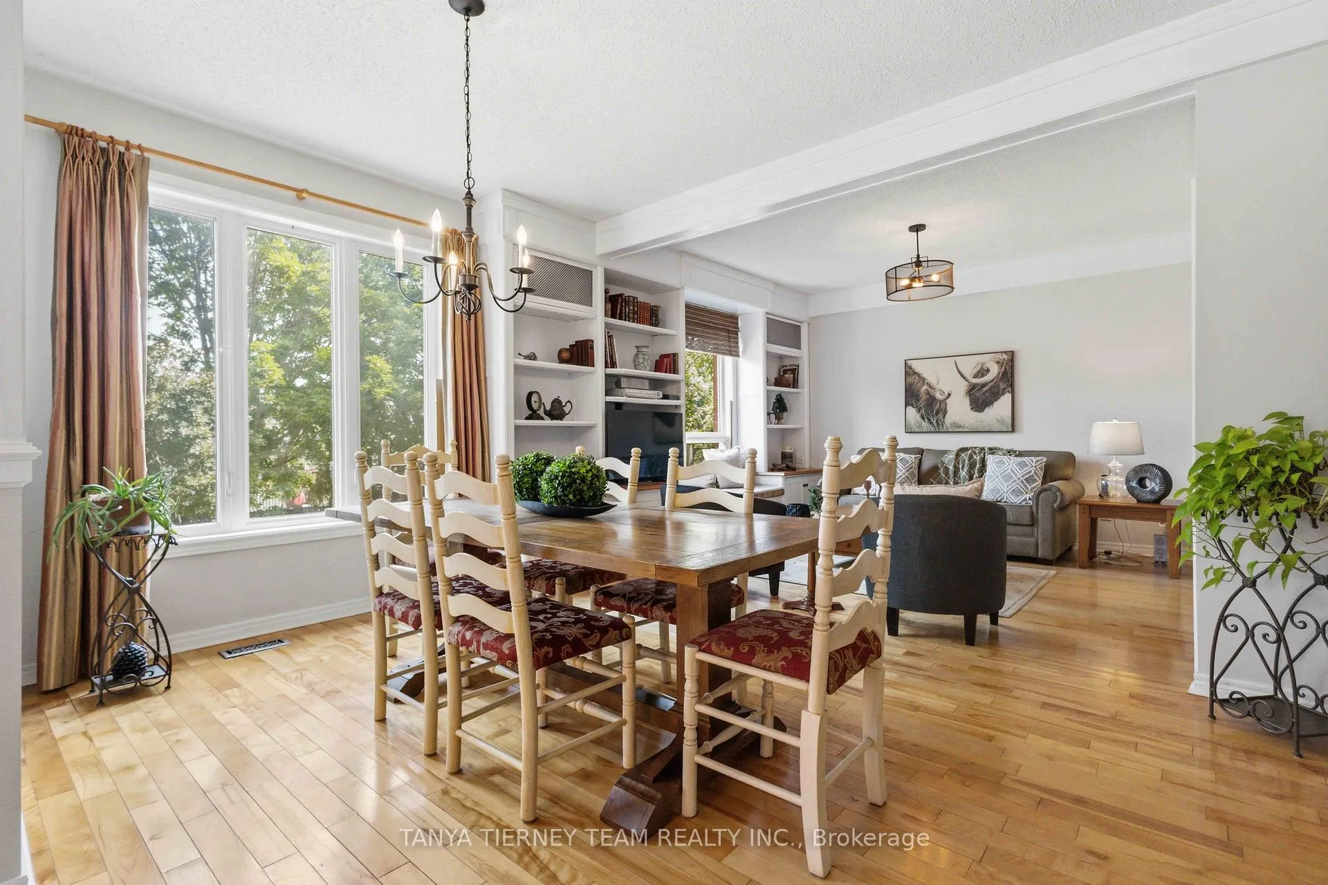 Photo 10 of 5 Cody Avenue, Whitby, Brooklin — HOMEH
