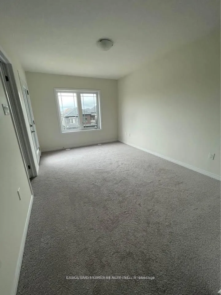 Photo 10 of 51 Holder Drive, Brantford, Empire South — HOMEH