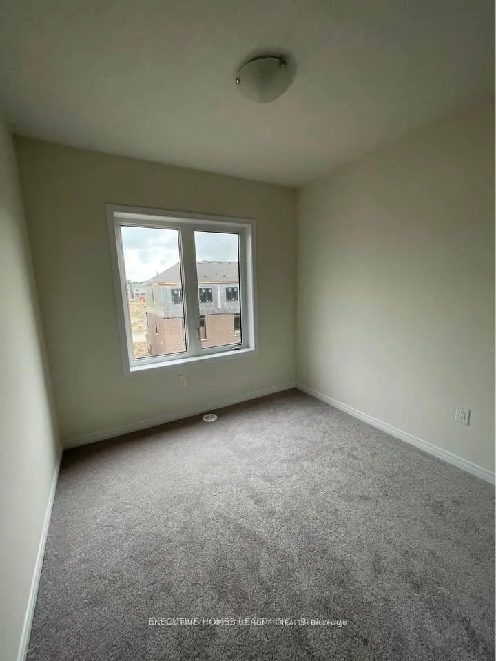 Photo 12 of 51 Holder Drive, Brantford, Empire South — HOMEH