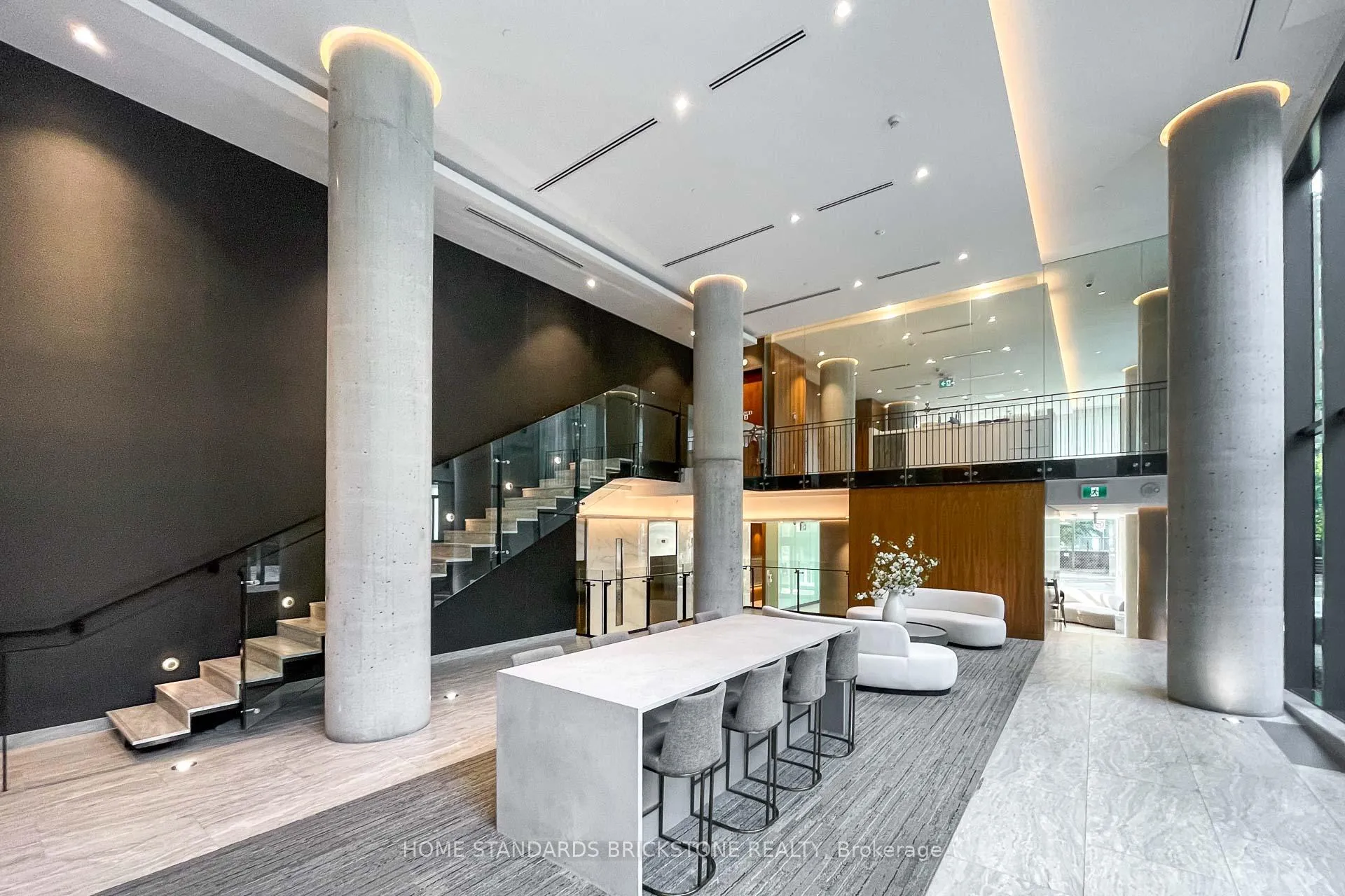 Photo 5 of Unit 711, 99 Foxbar Road, Toronto, Yonge-St. Clair — HOMEH