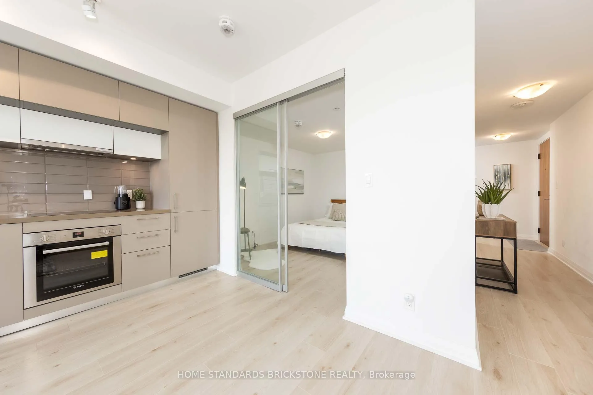 Photo 20 of Unit 711, 99 Foxbar Road, Toronto, Yonge-St. Clair — HOMEH