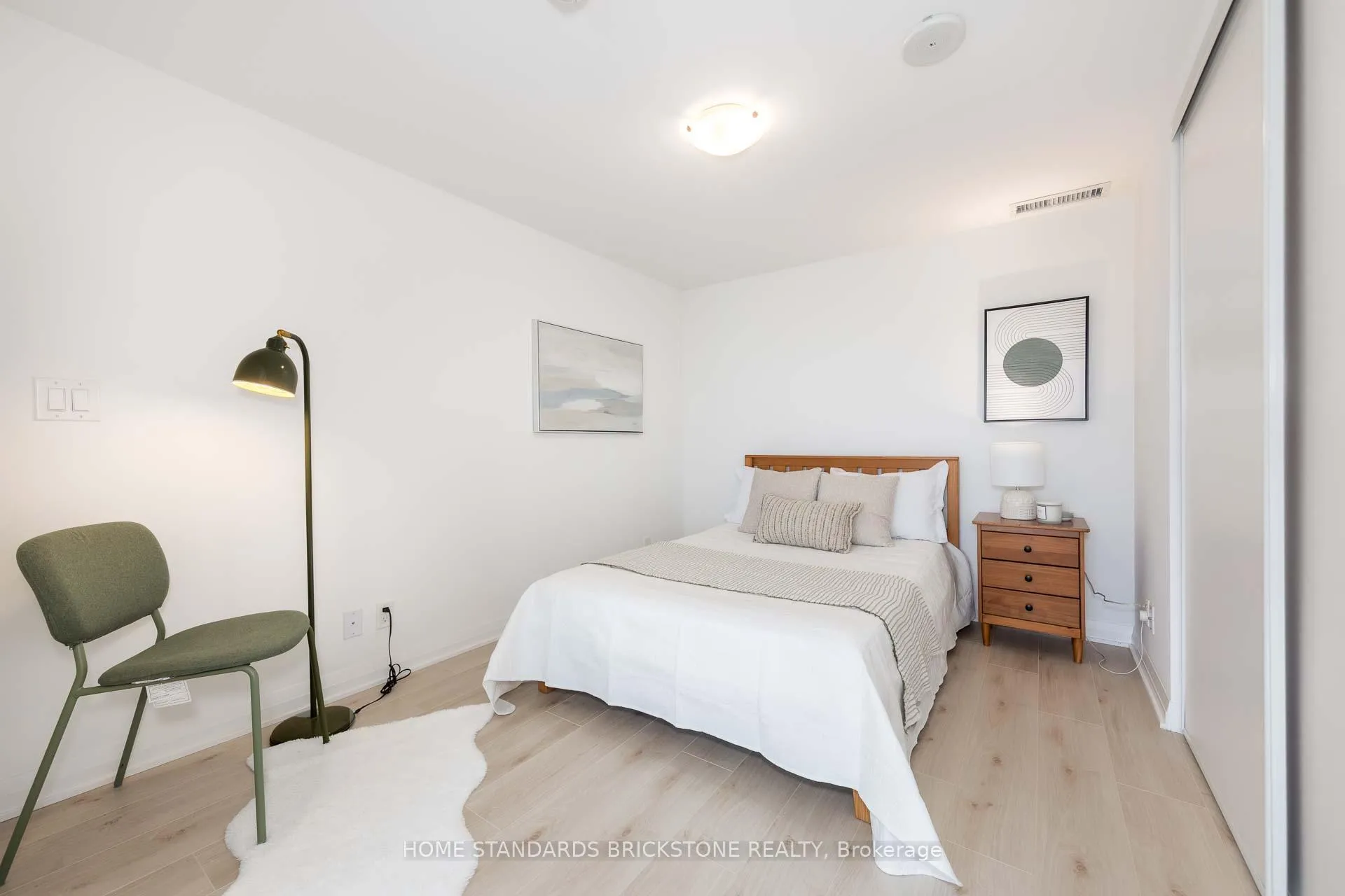 Photo 21 of Unit 711, 99 Foxbar Road, Toronto, Yonge-St. Clair — HOMEH