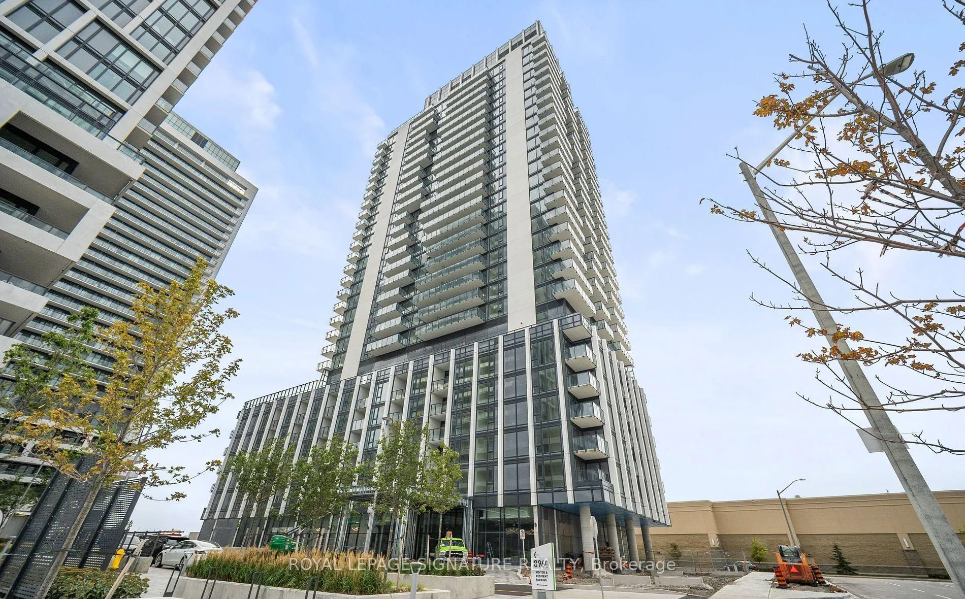 Photo 1 of Unit 207, 27 Korda Gate, Vaughan, Vellore Village — HOMEH