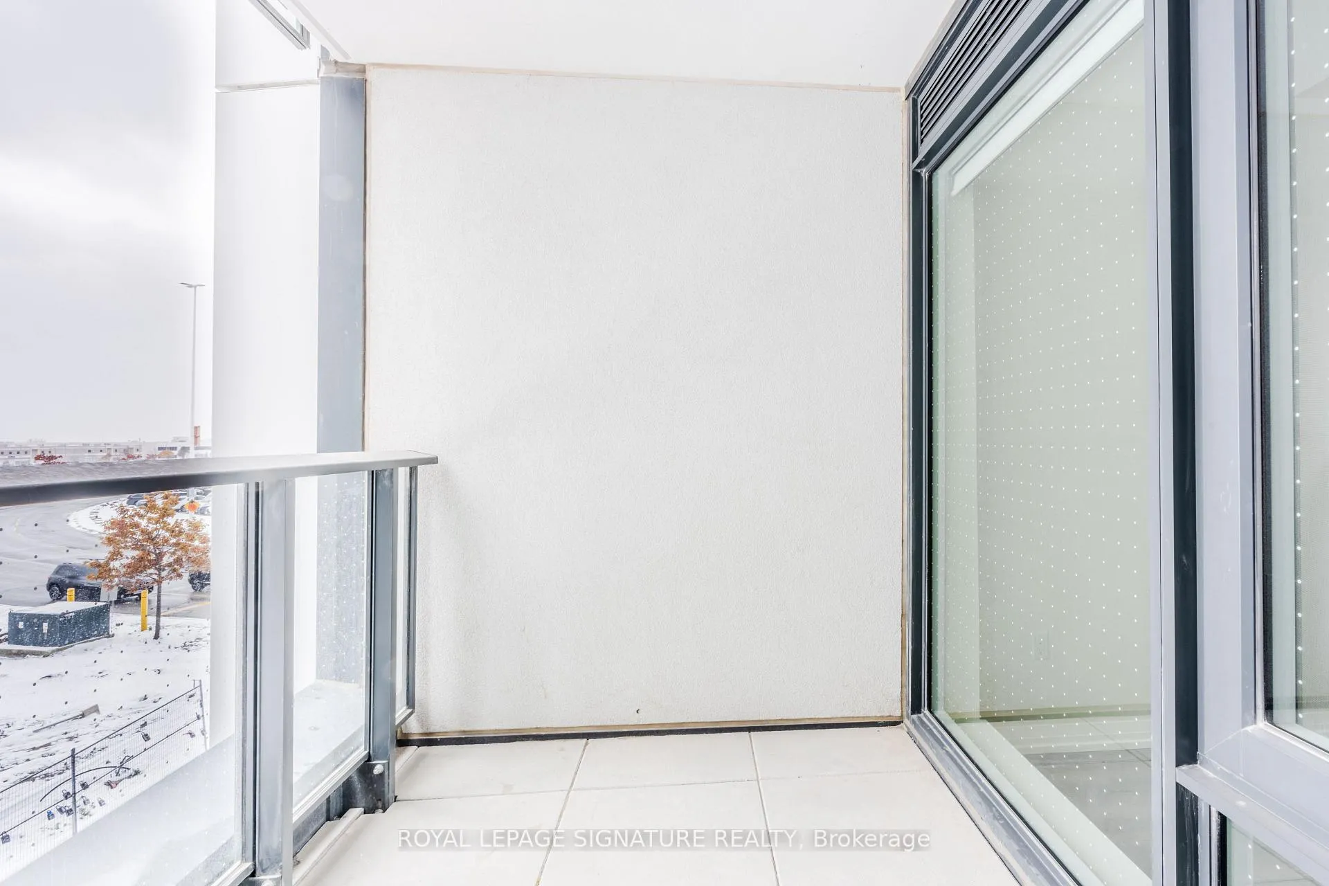 Photo 14 of Unit 207, 27 Korda Gate, Vaughan, Vellore Village — HOMEH