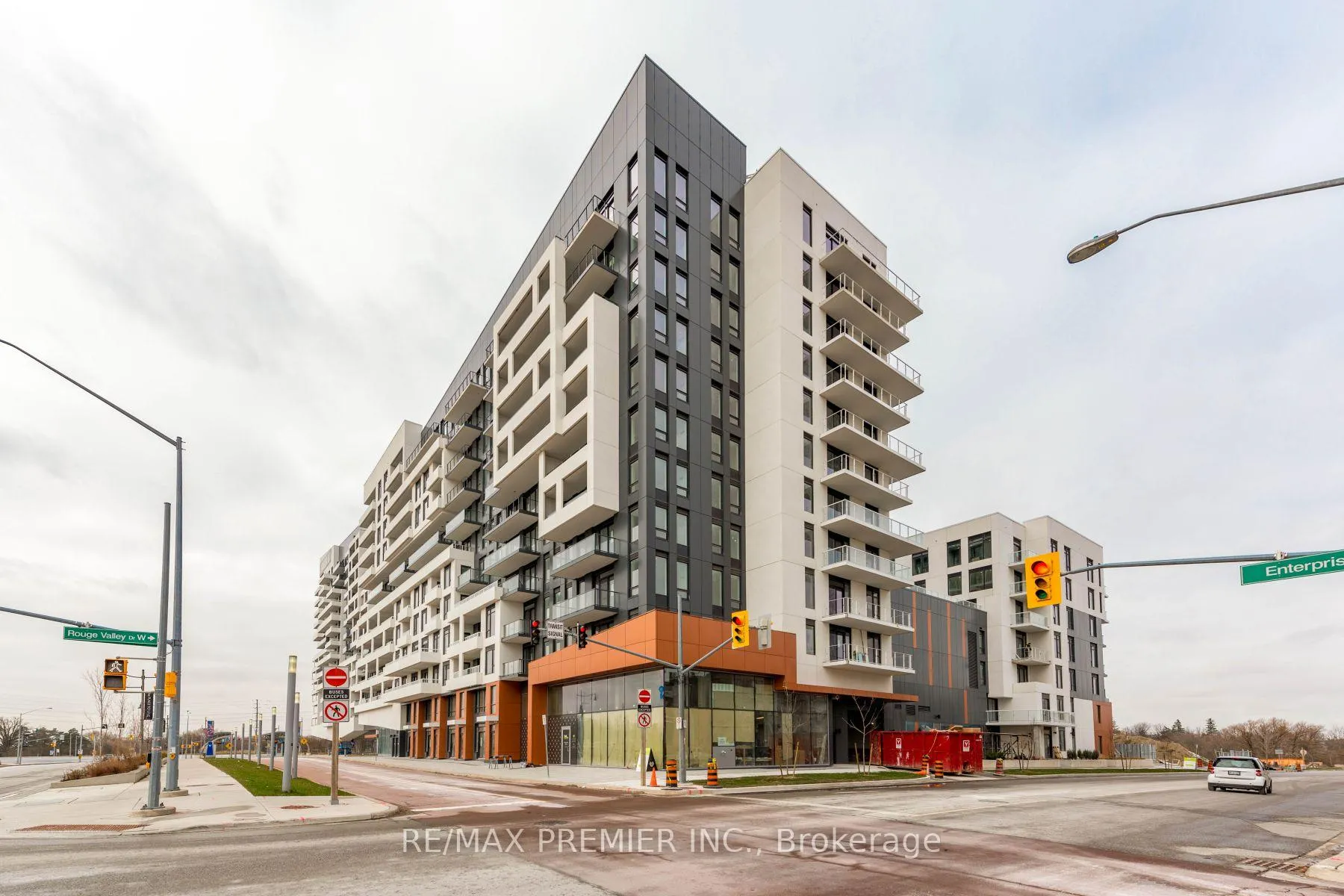 Photo 2 of Unit 808, 10 Rouge Valley Drive W, Markham, Unionville — HOMEH