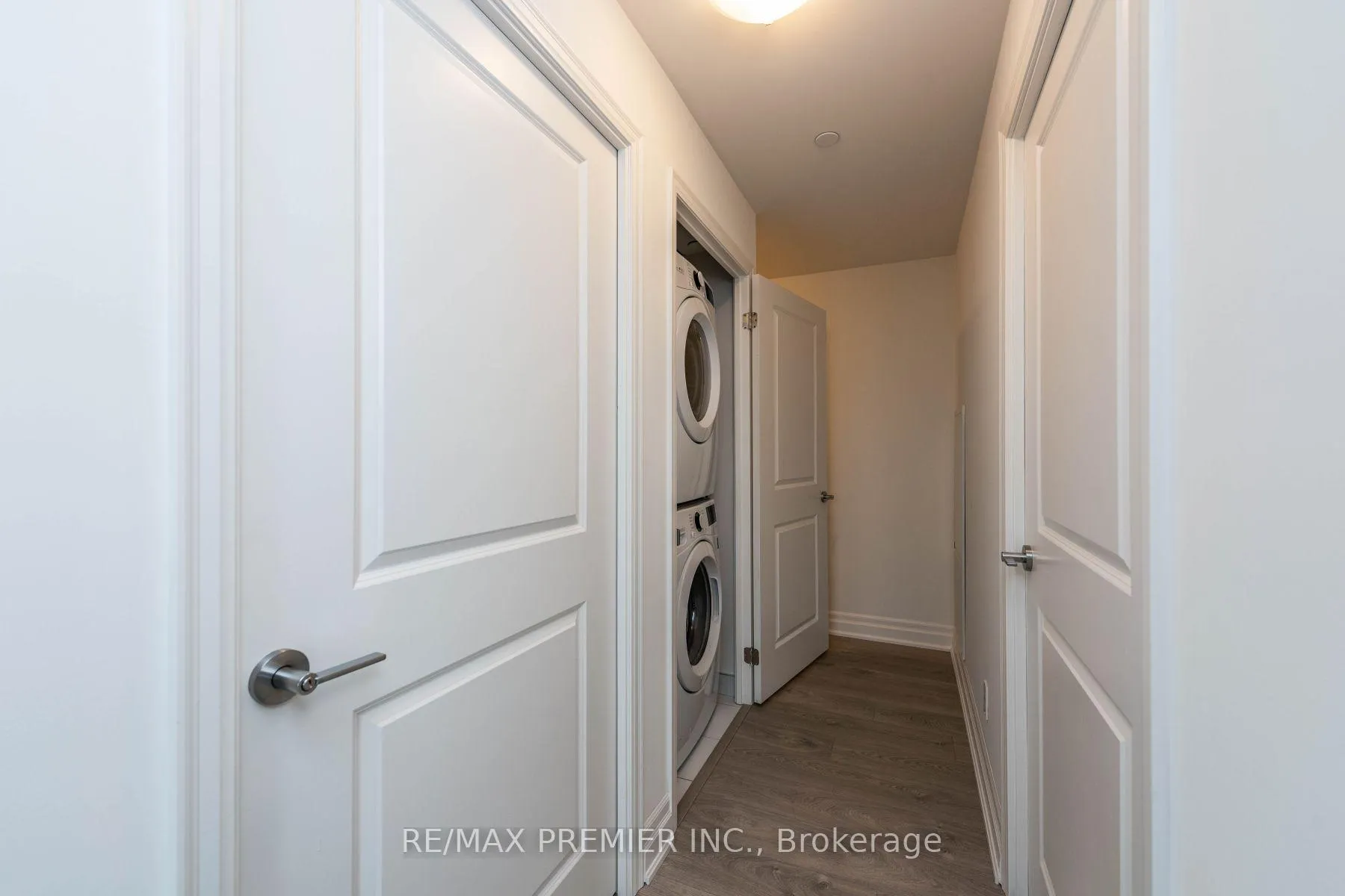 Photo 8 of Unit 808, 10 Rouge Valley Drive W, Markham, Unionville — HOMEH