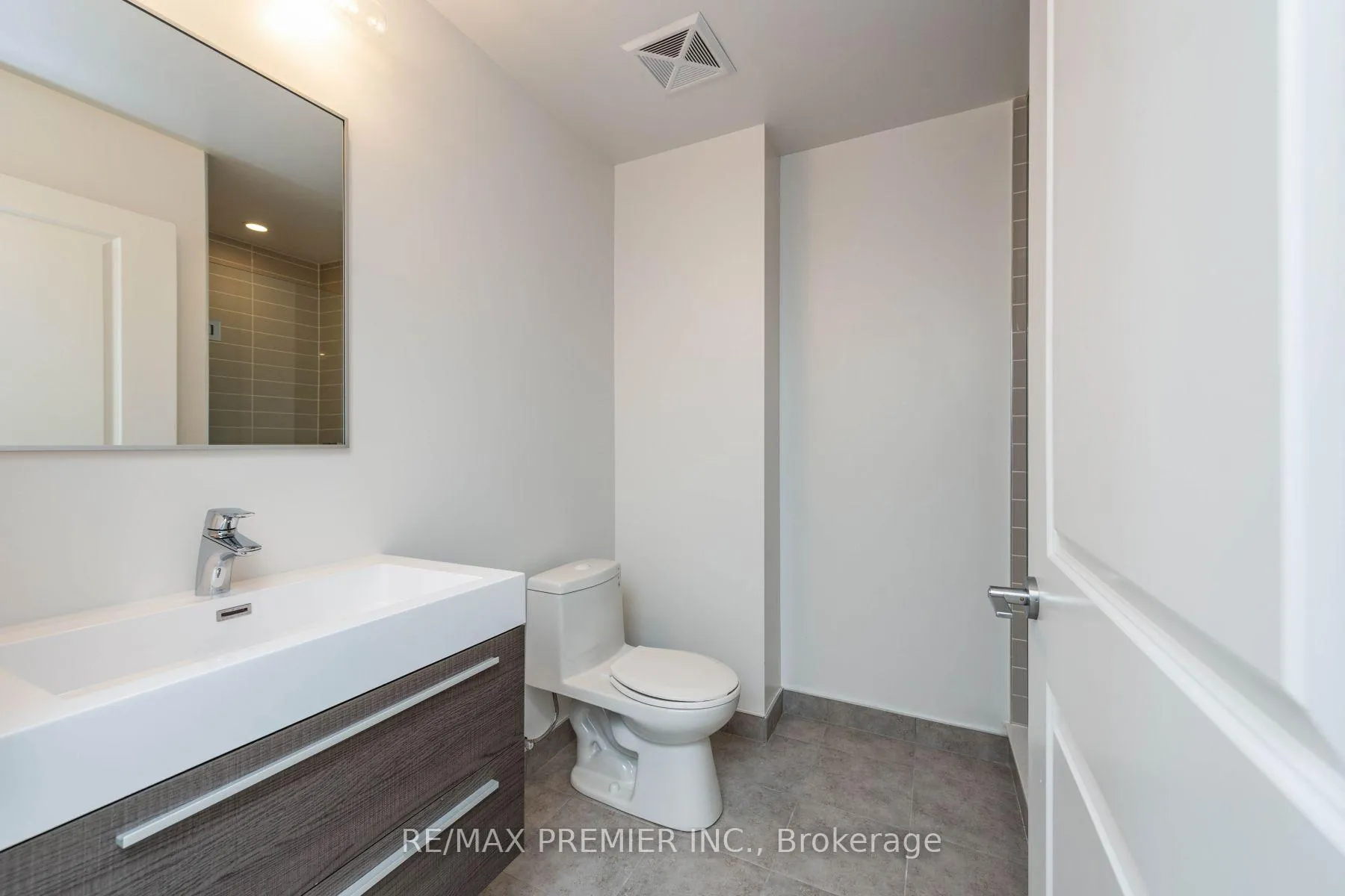 Photo 9 of Unit 808, 10 Rouge Valley Drive W, Markham, Unionville — HOMEH