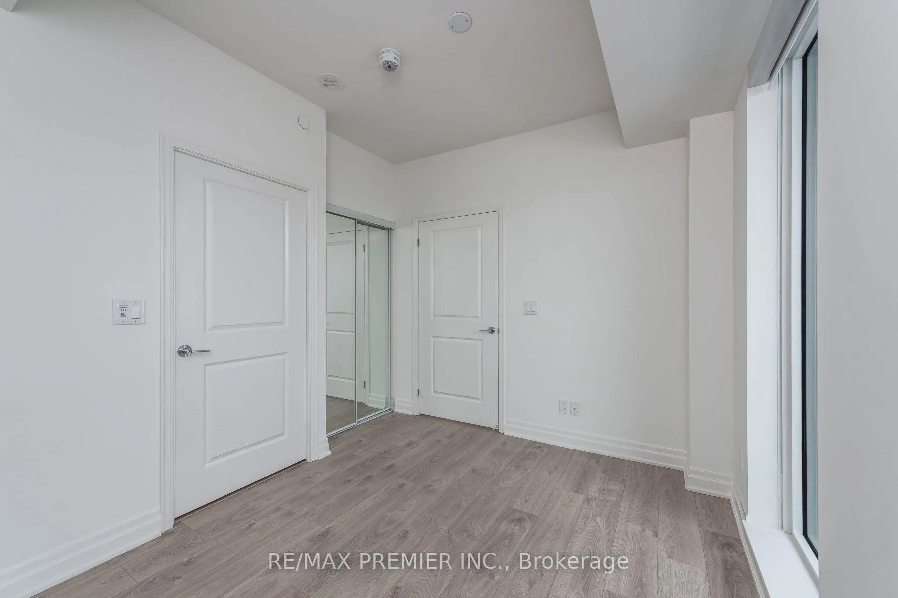 Photo 22 of Unit 808, 10 Rouge Valley Drive W, Markham, Unionville — HOMEH